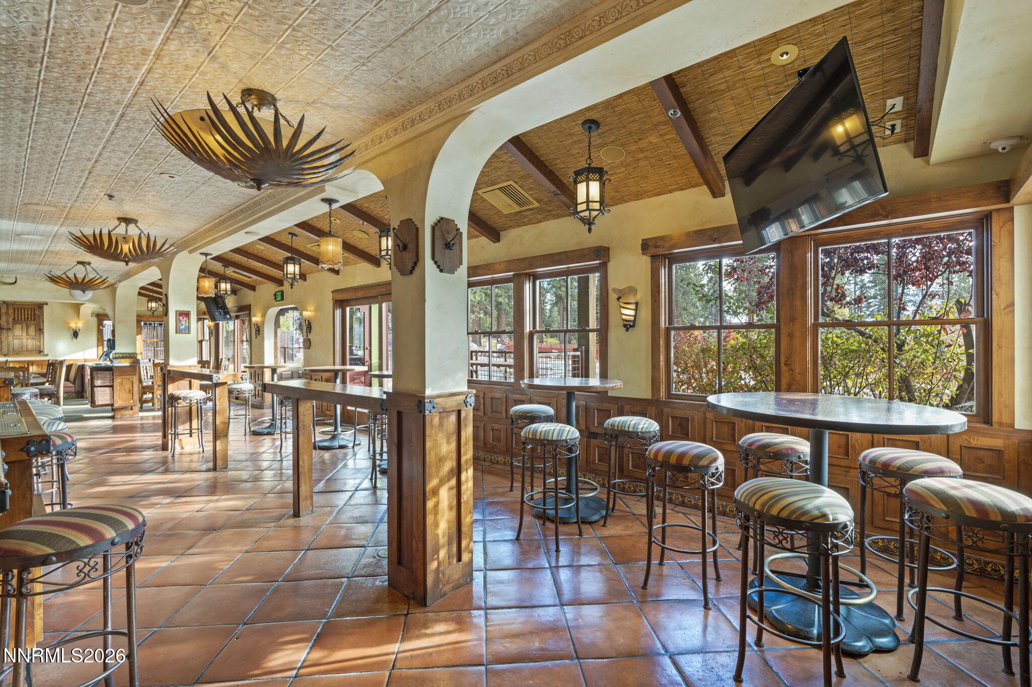 8791 N Lake Boulevard