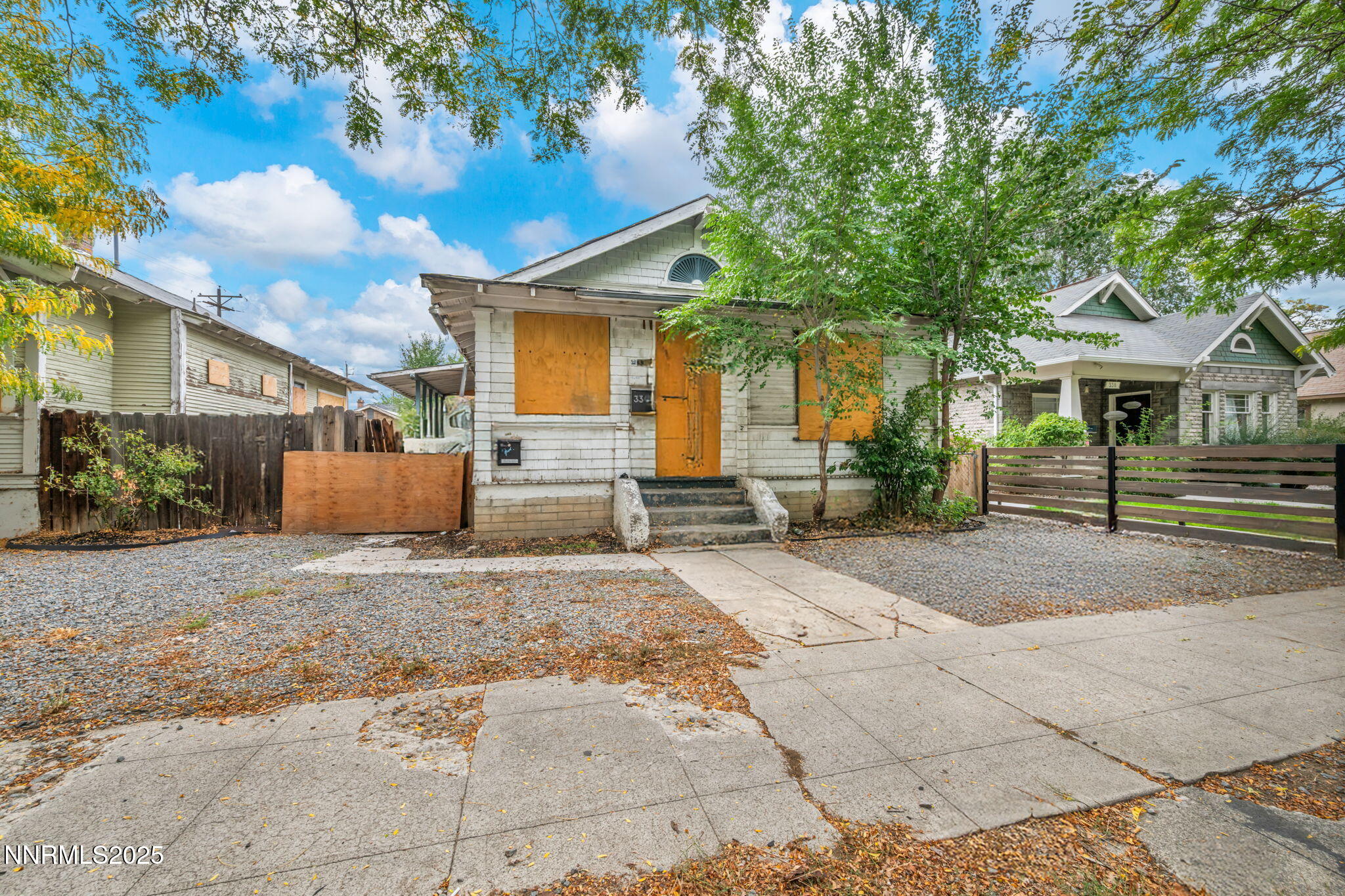 2-web-or-mls-336-e-7th-st