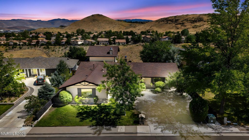 Photo of 3850 Piccadilly Drive, Reno, NV 89509 (MLS # 260000728)