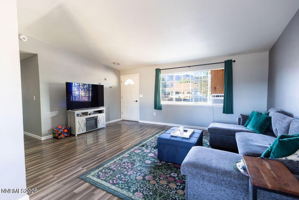 2041 Lonnie Lane