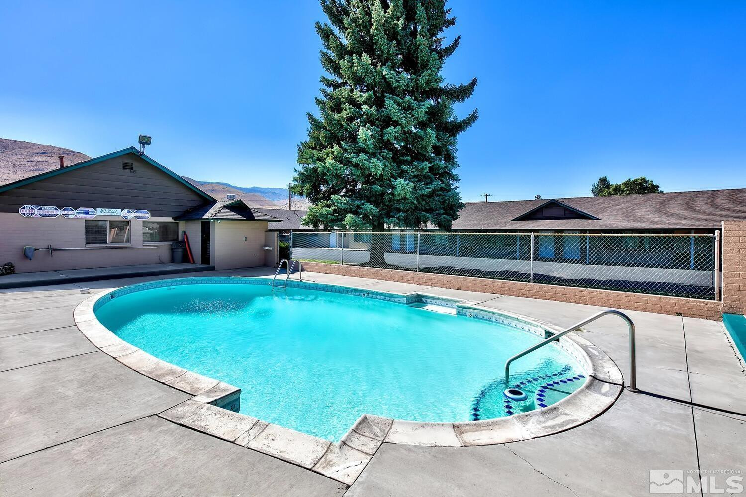 3251 S Carson Street