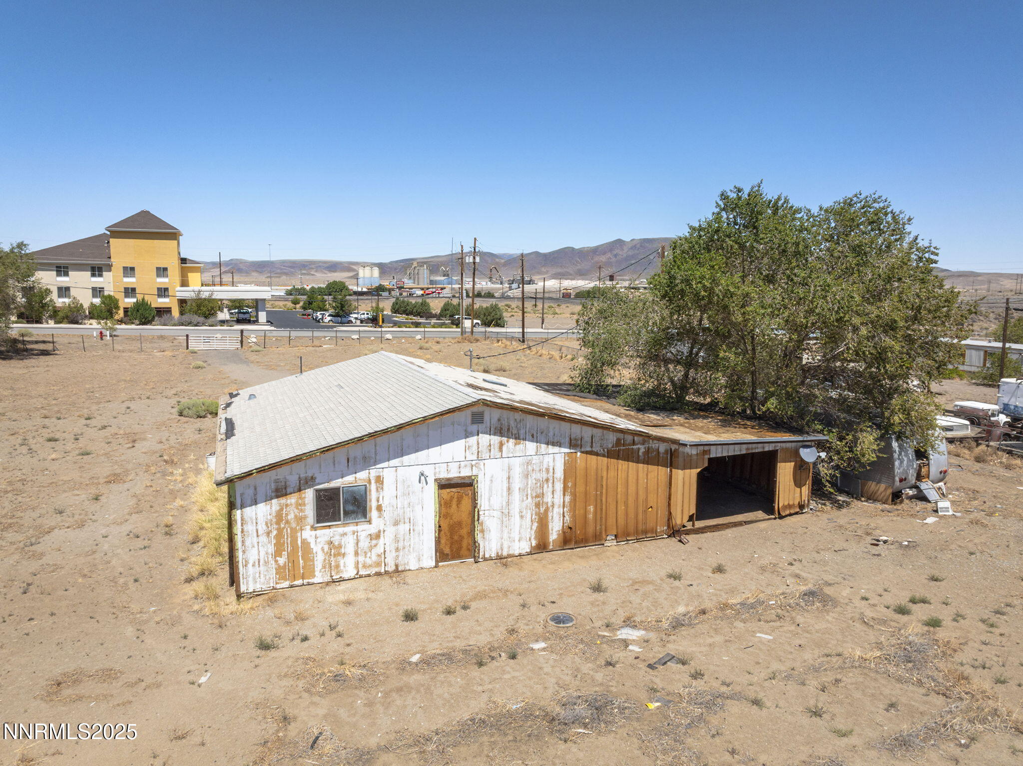 11-web-or-mls-DJI_0442