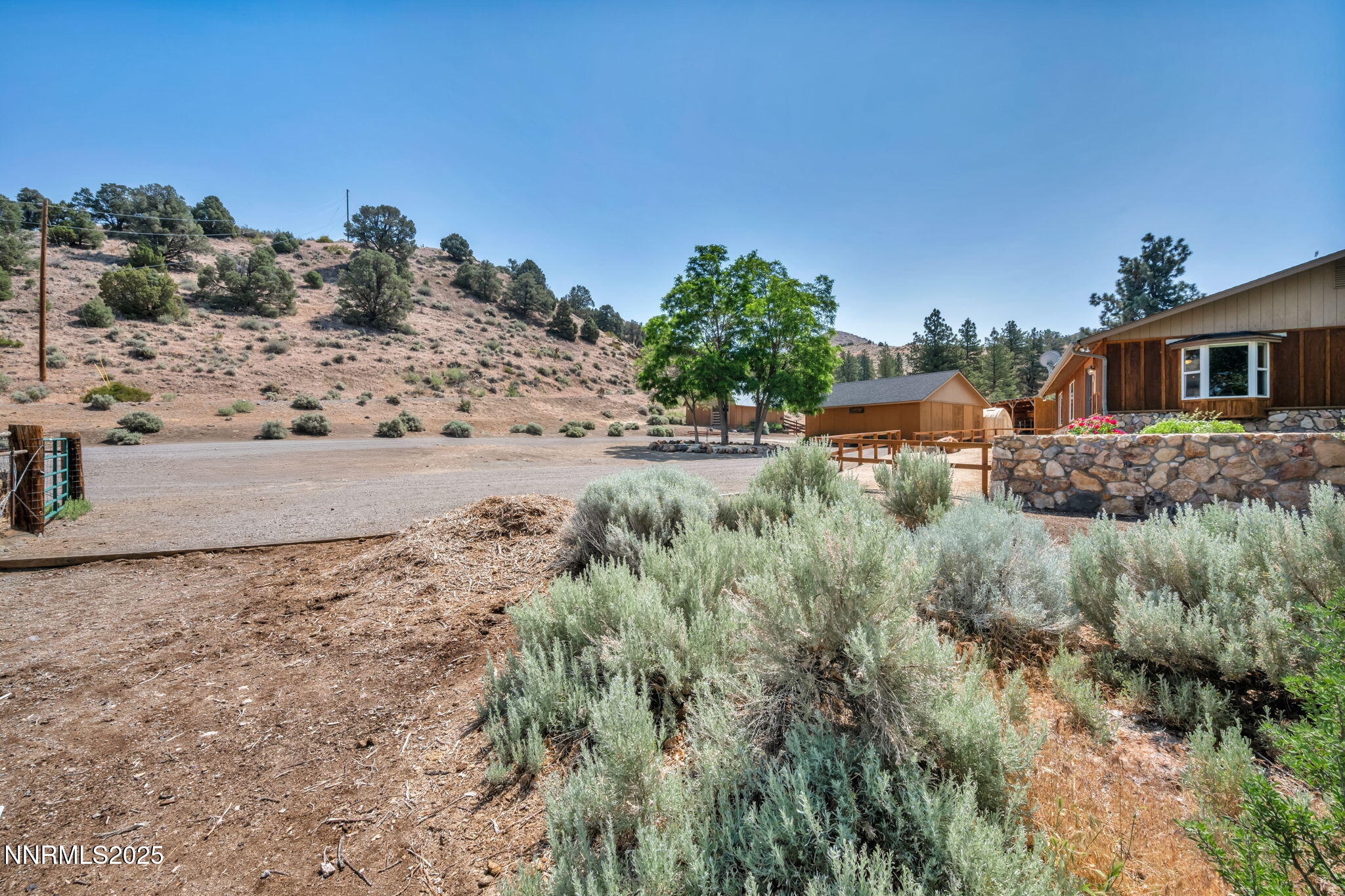 29-web-or-mls-18500-toll-rd
