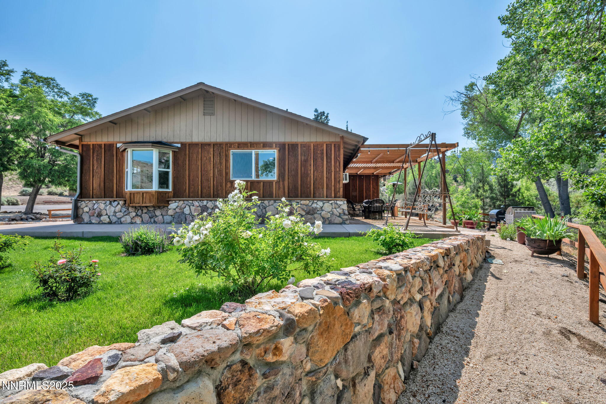 1-web-or-mls-18500-toll-rd