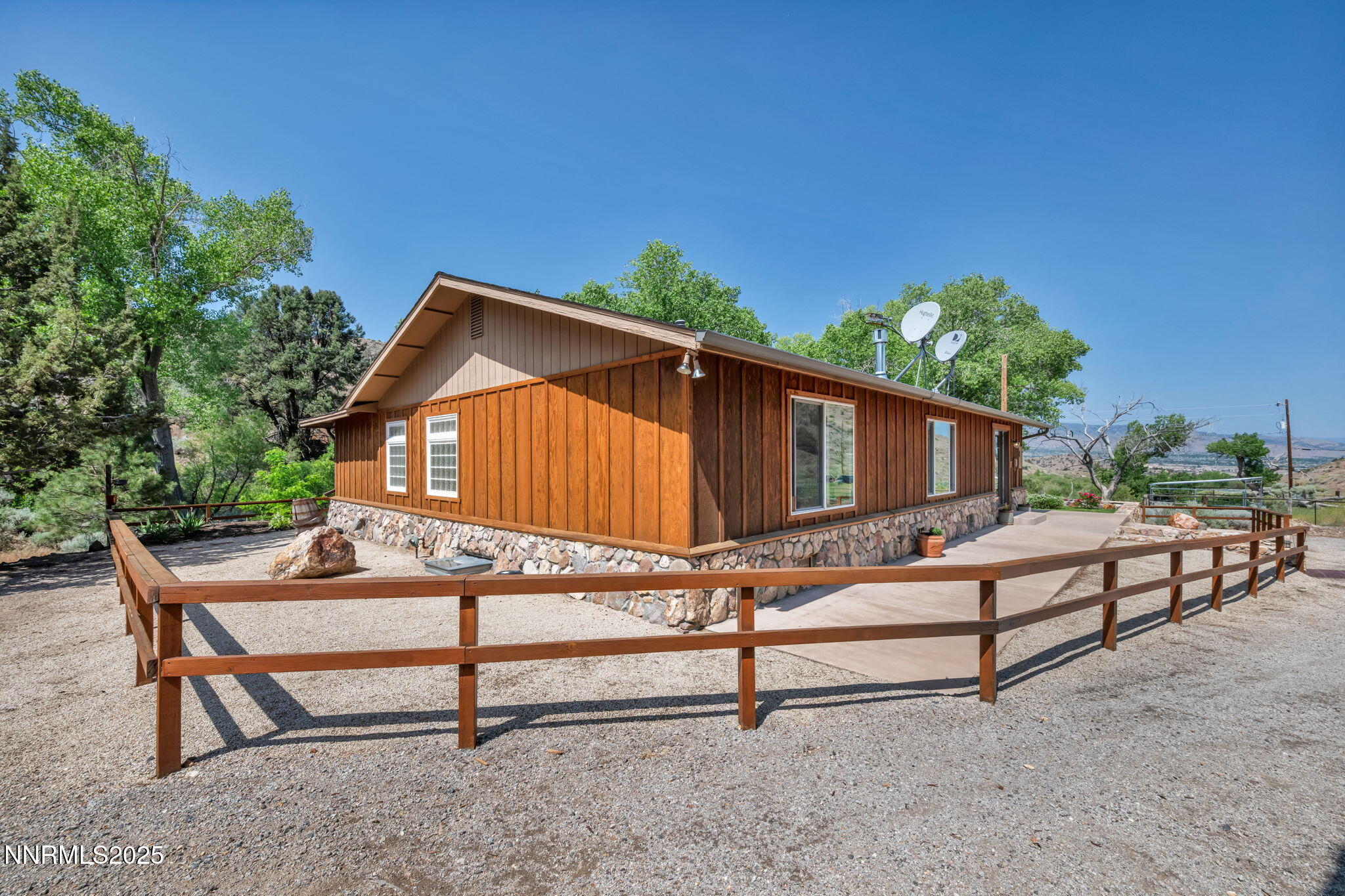 3-web-or-mls-18500-toll-rd