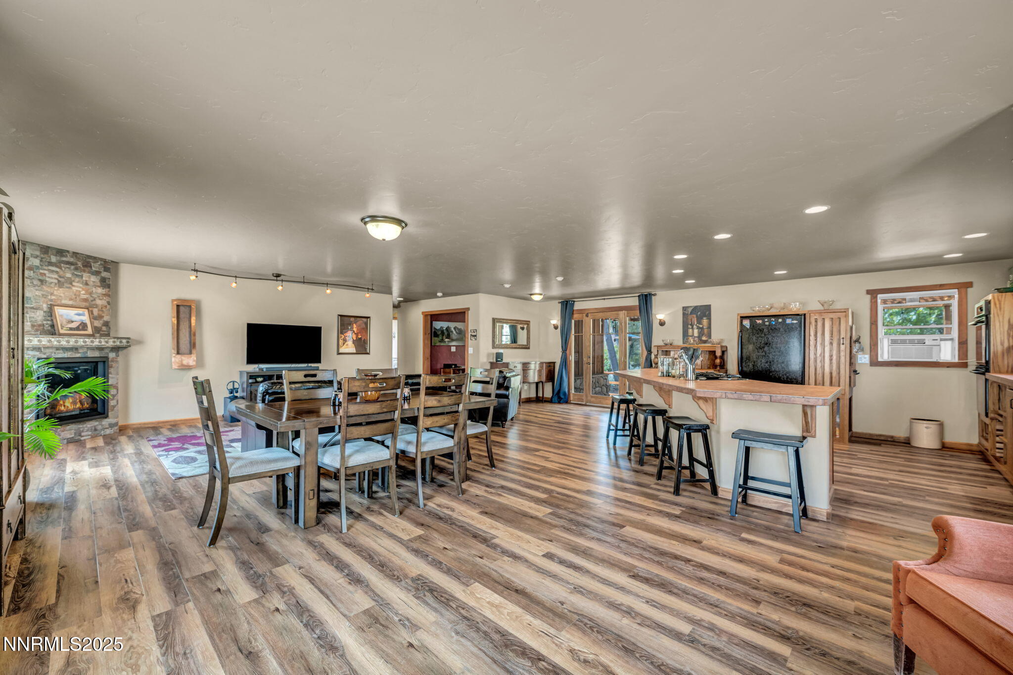 80-web-or-mls-18500-toll-rd