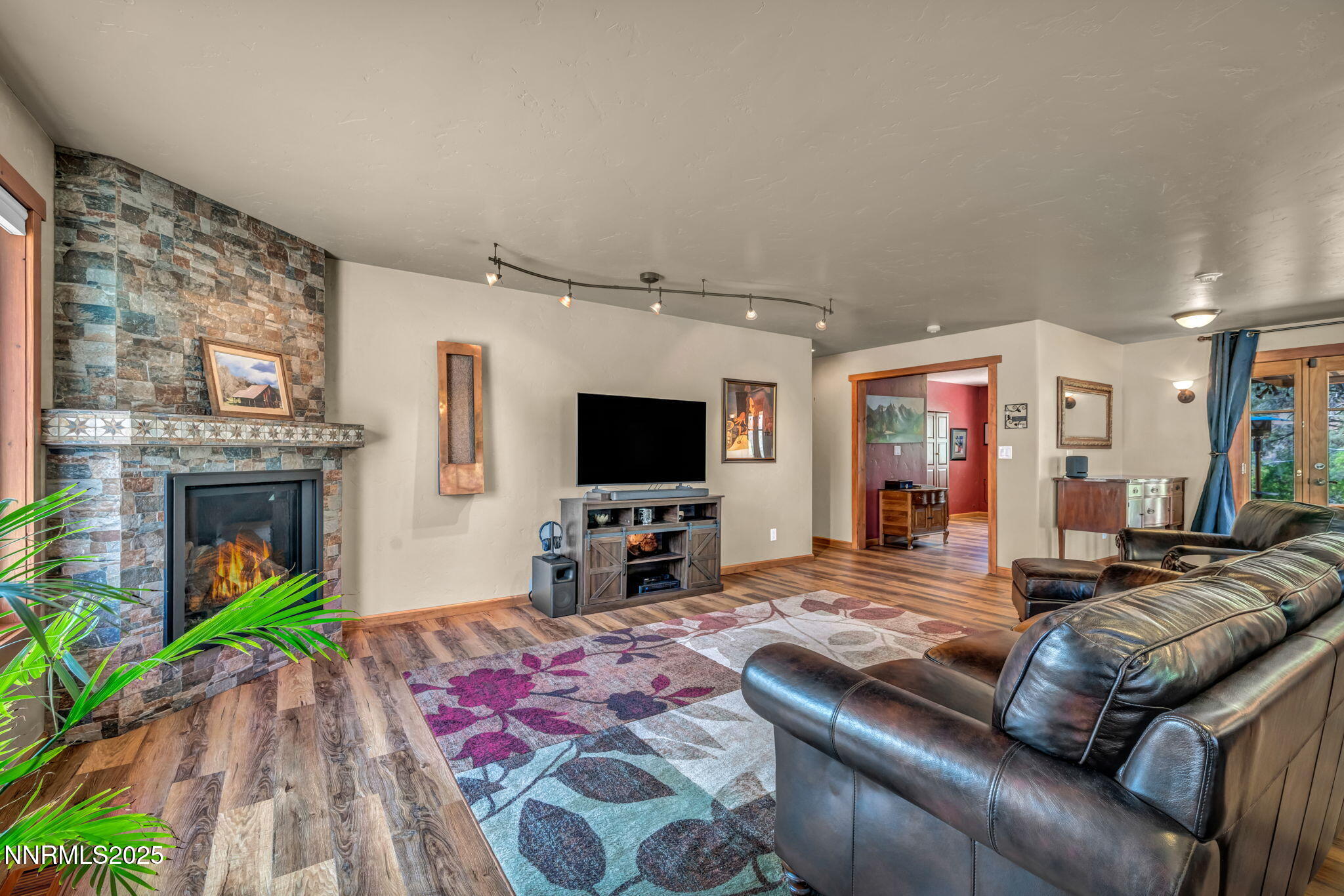 69-web-or-mls-18500-toll-rd