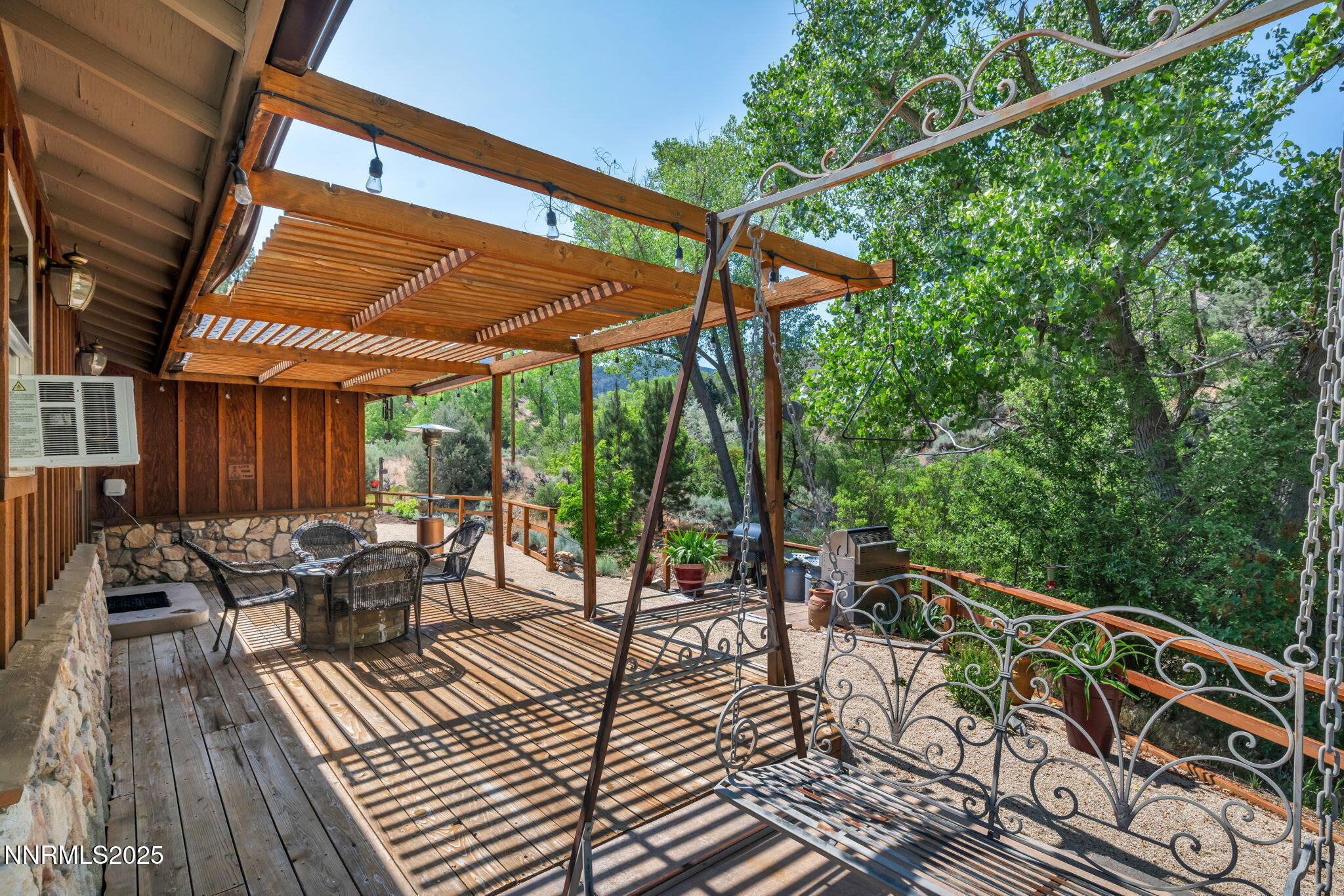 9-web-or-mls-18500-toll-rd