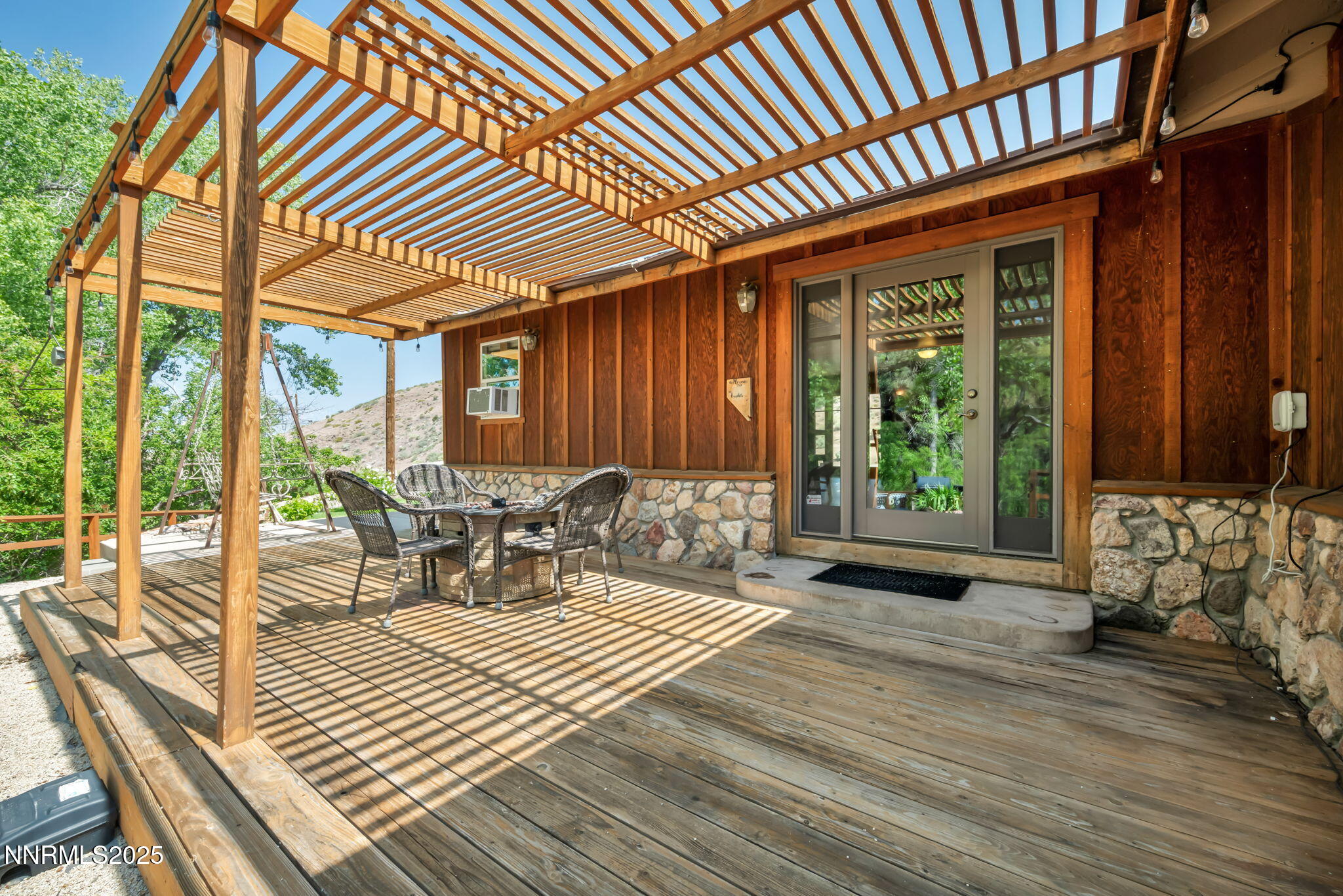 11-web-or-mls-18500-toll-rd