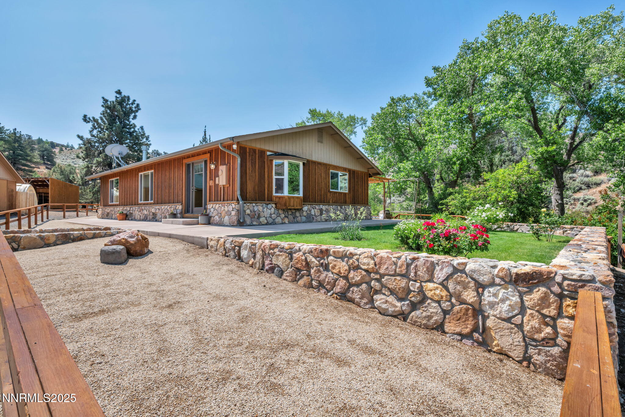 2-web-or-mls-18500-toll-rd