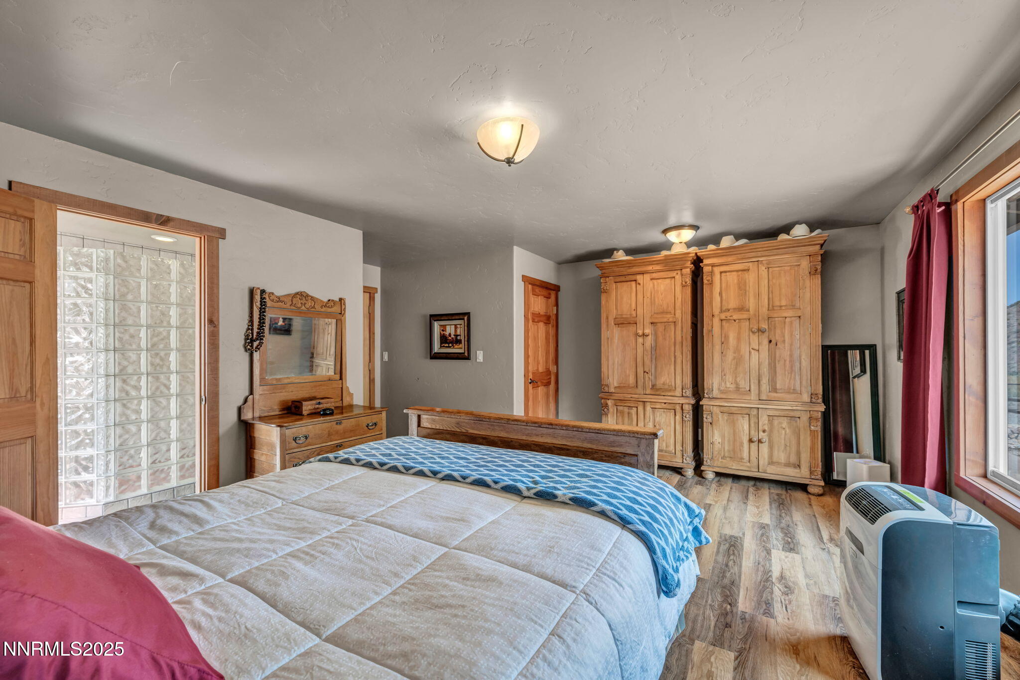 51-web-or-mls-18500-toll-rd