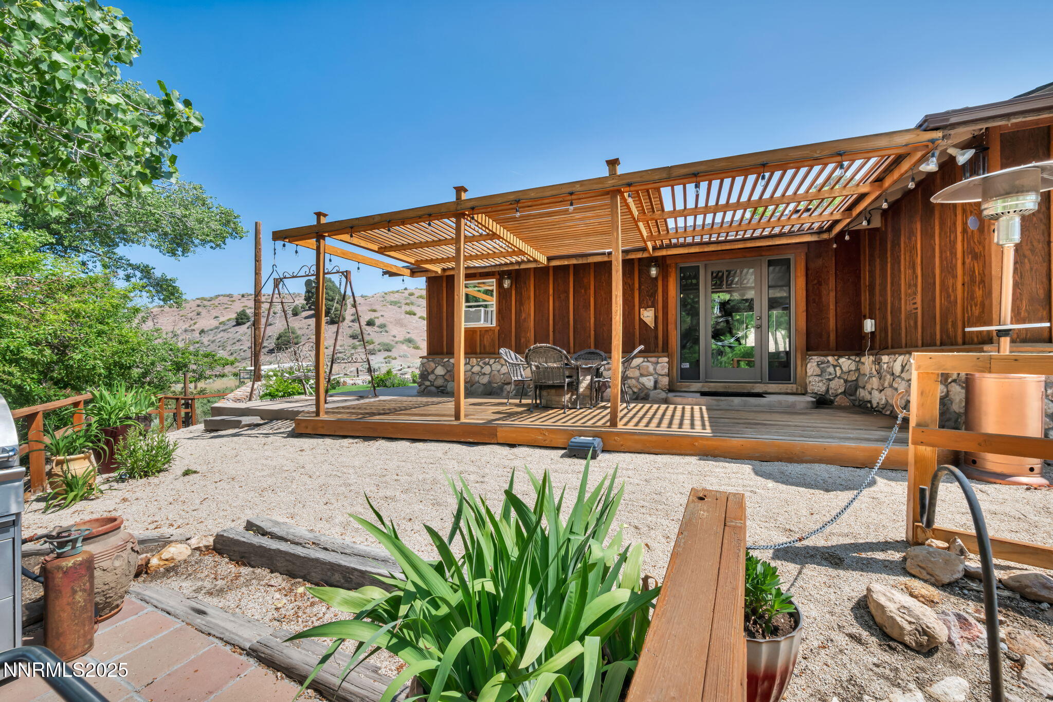 13-web-or-mls-18500-toll-rd