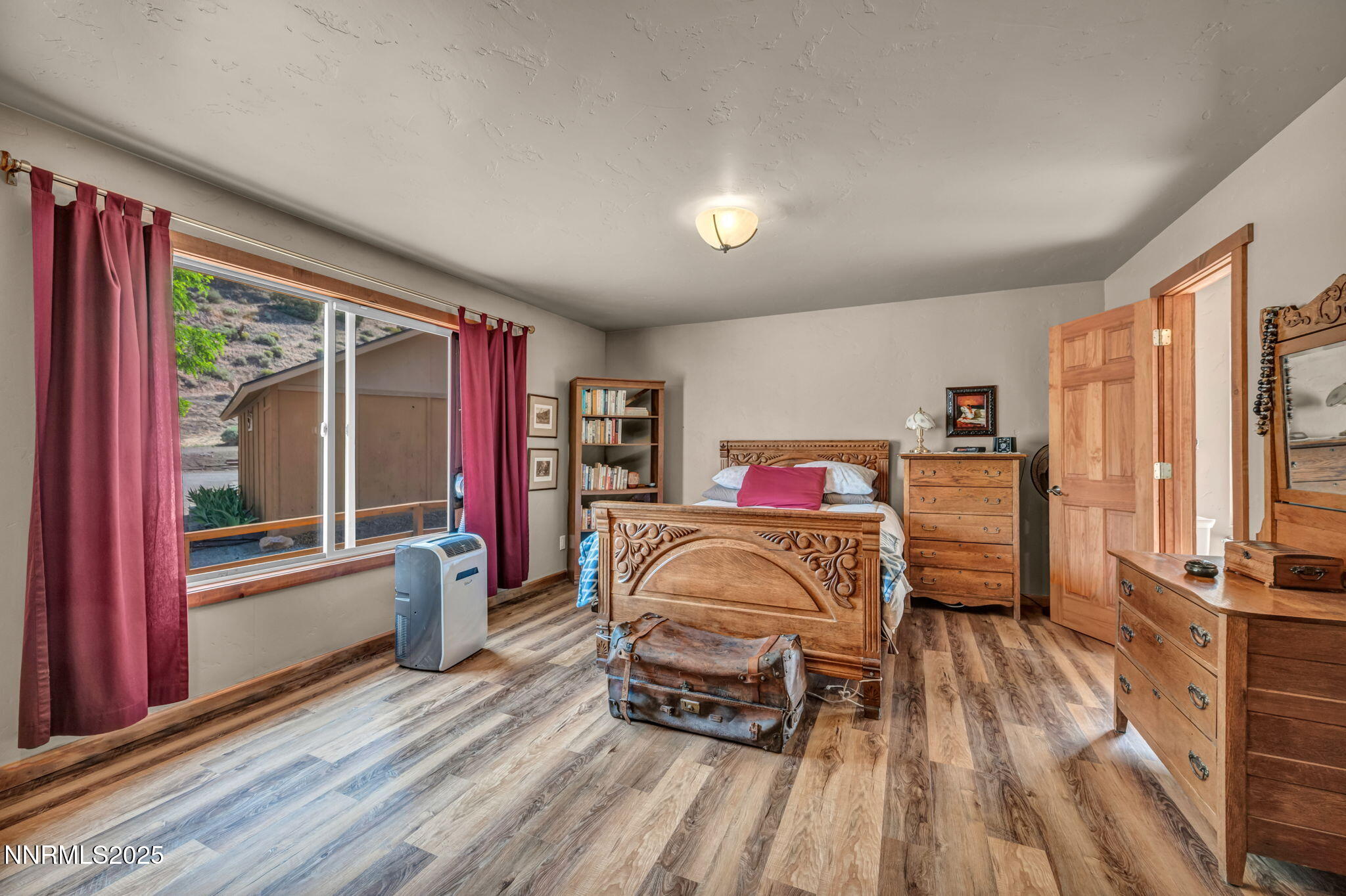 83-web-or-mls-18500-toll-rd