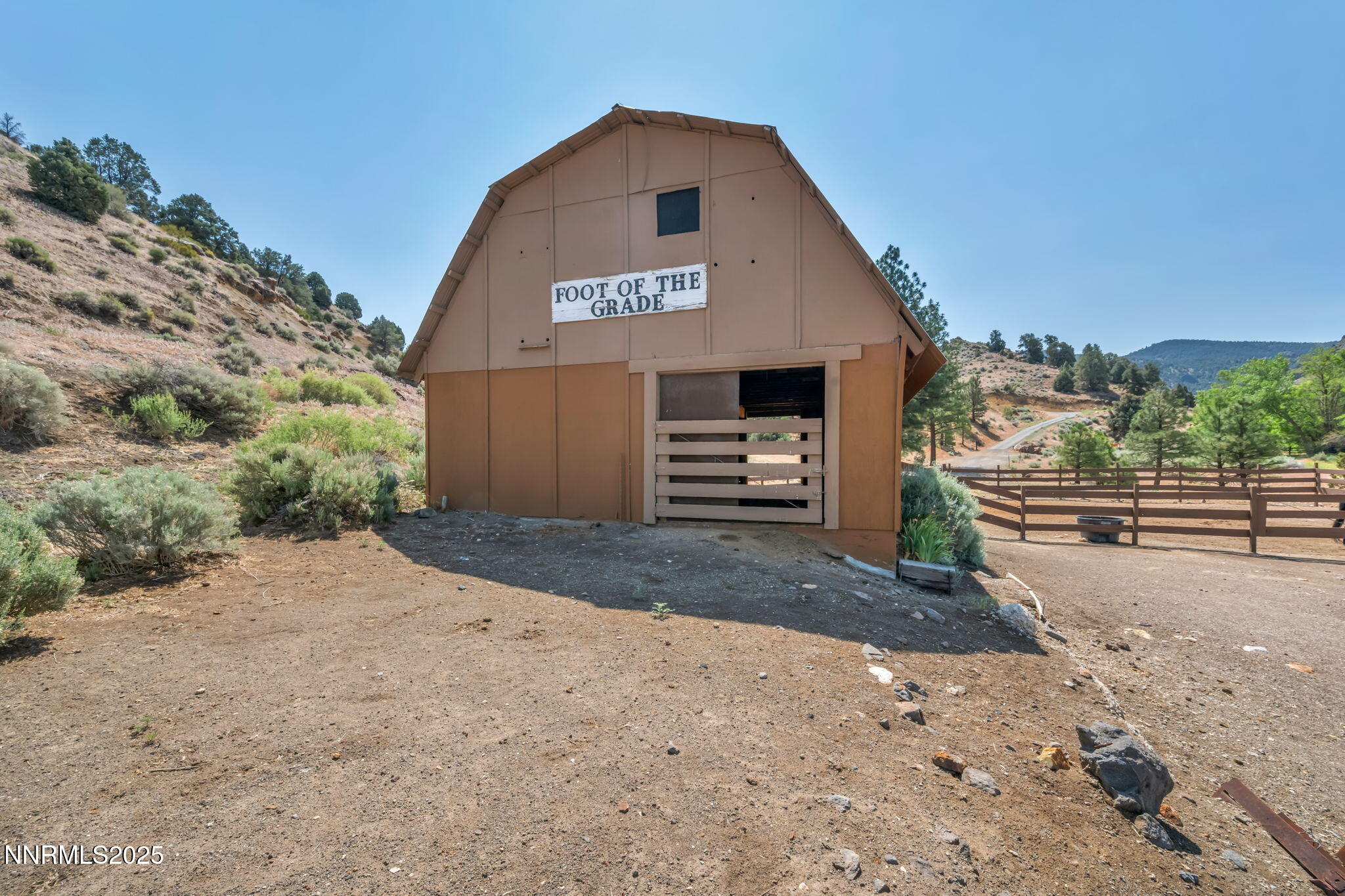 26-web-or-mls-18500-toll-rd