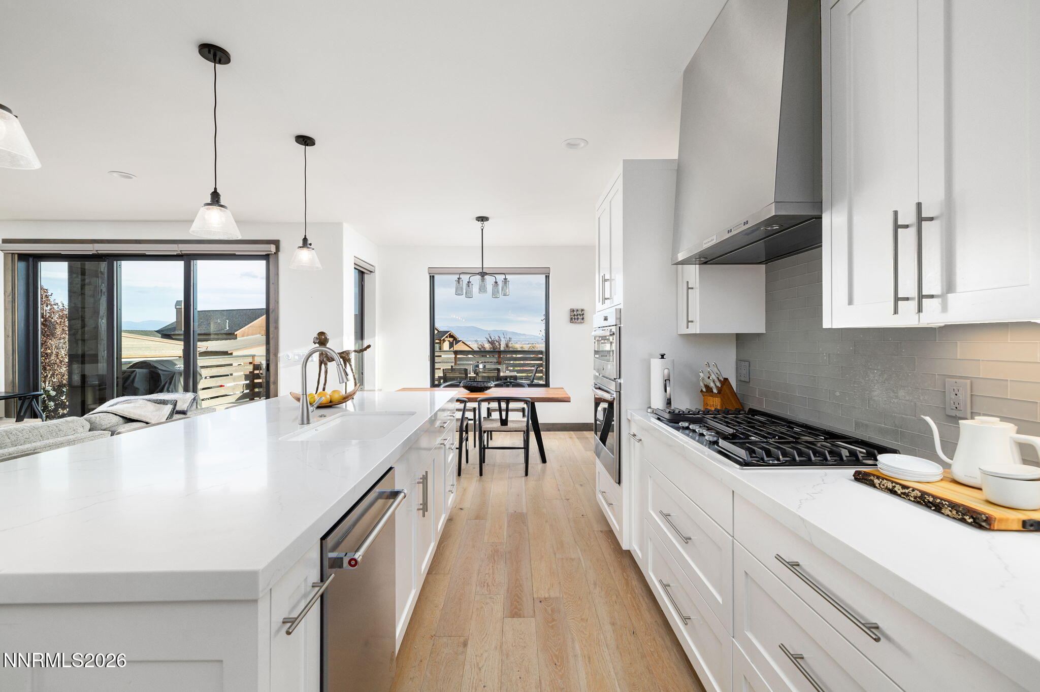 30-web-or-mls-2912 Portrush-12