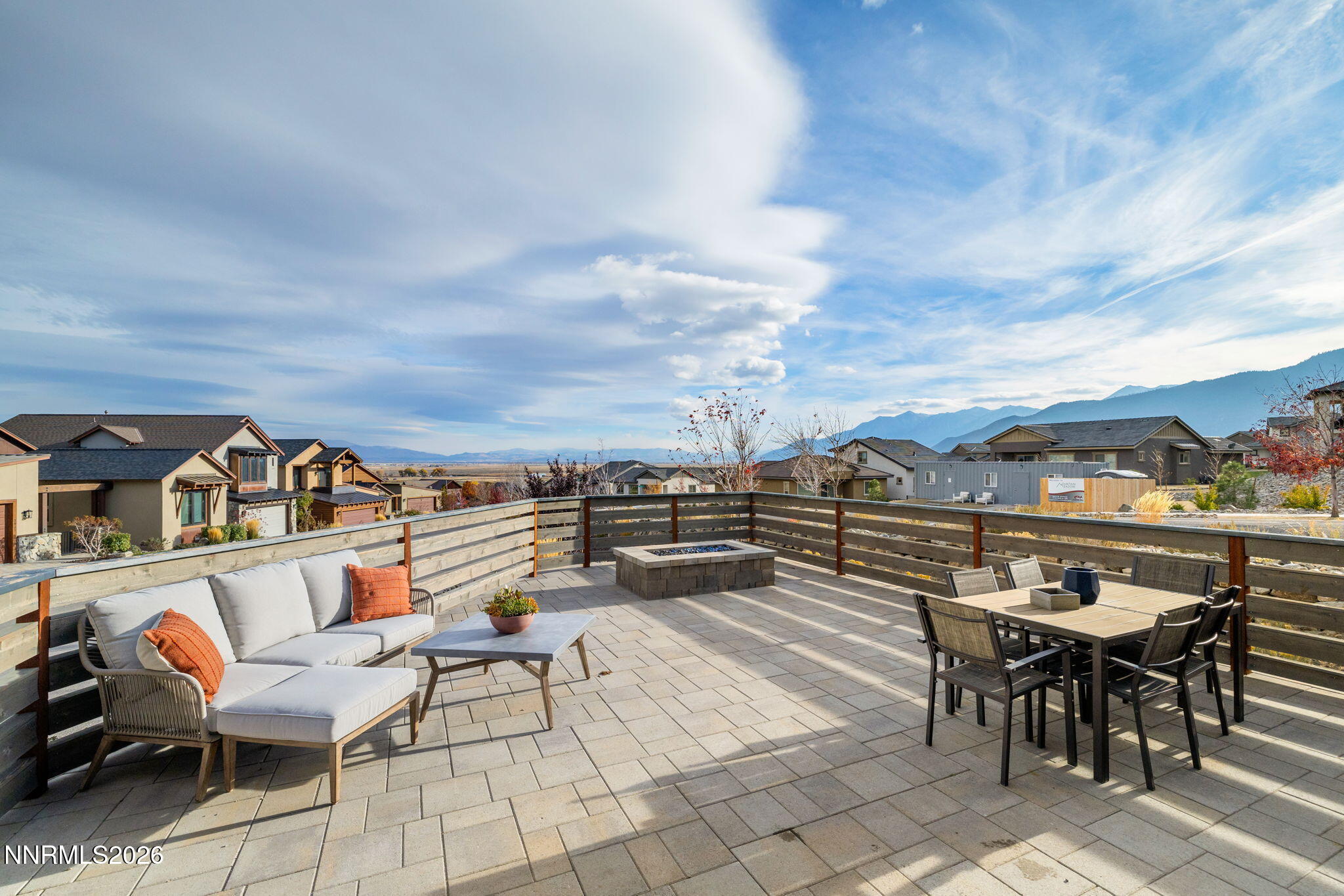 23-web-or-mls-2912 Portrush-4