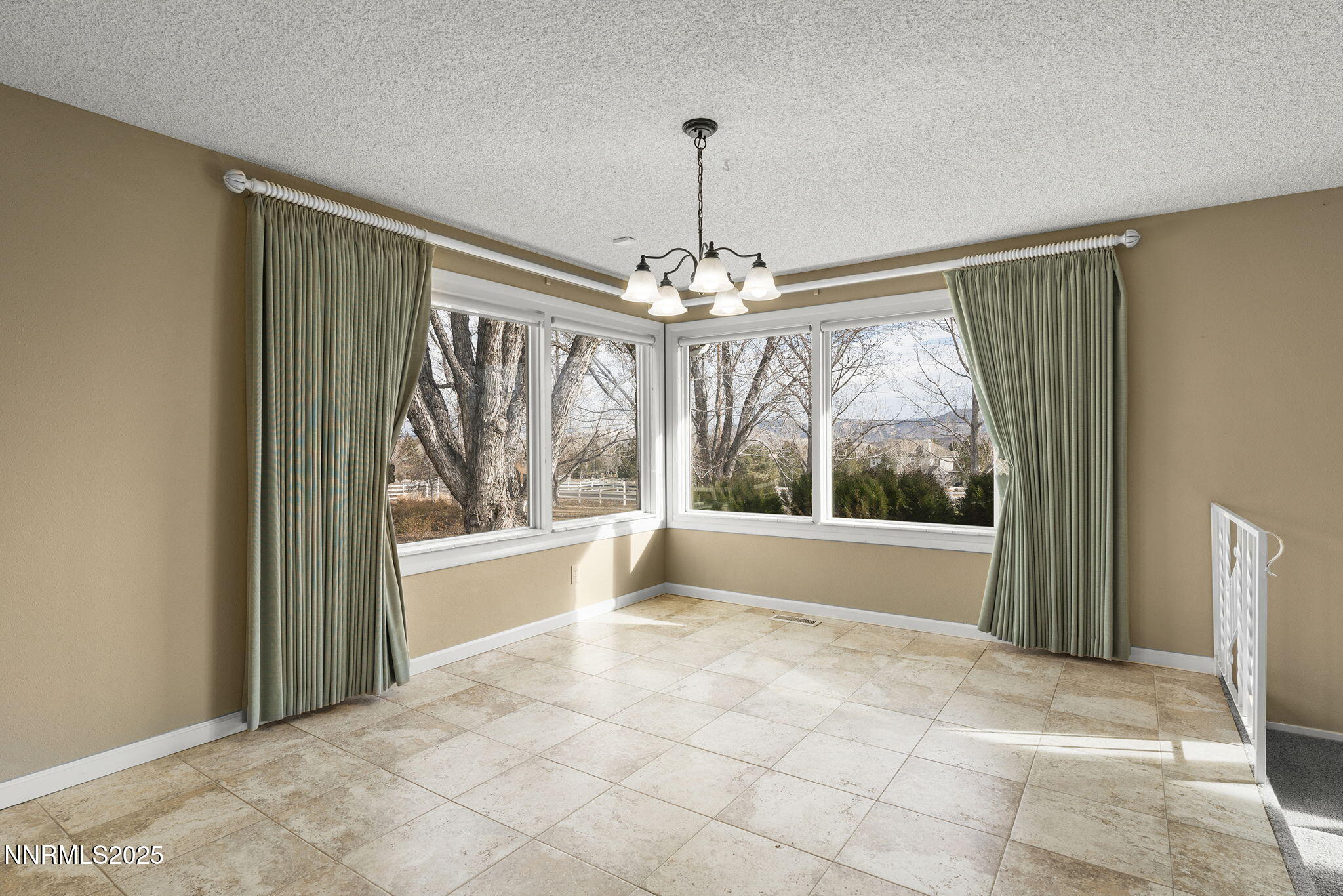 13-web-or-mls-_DSC2162