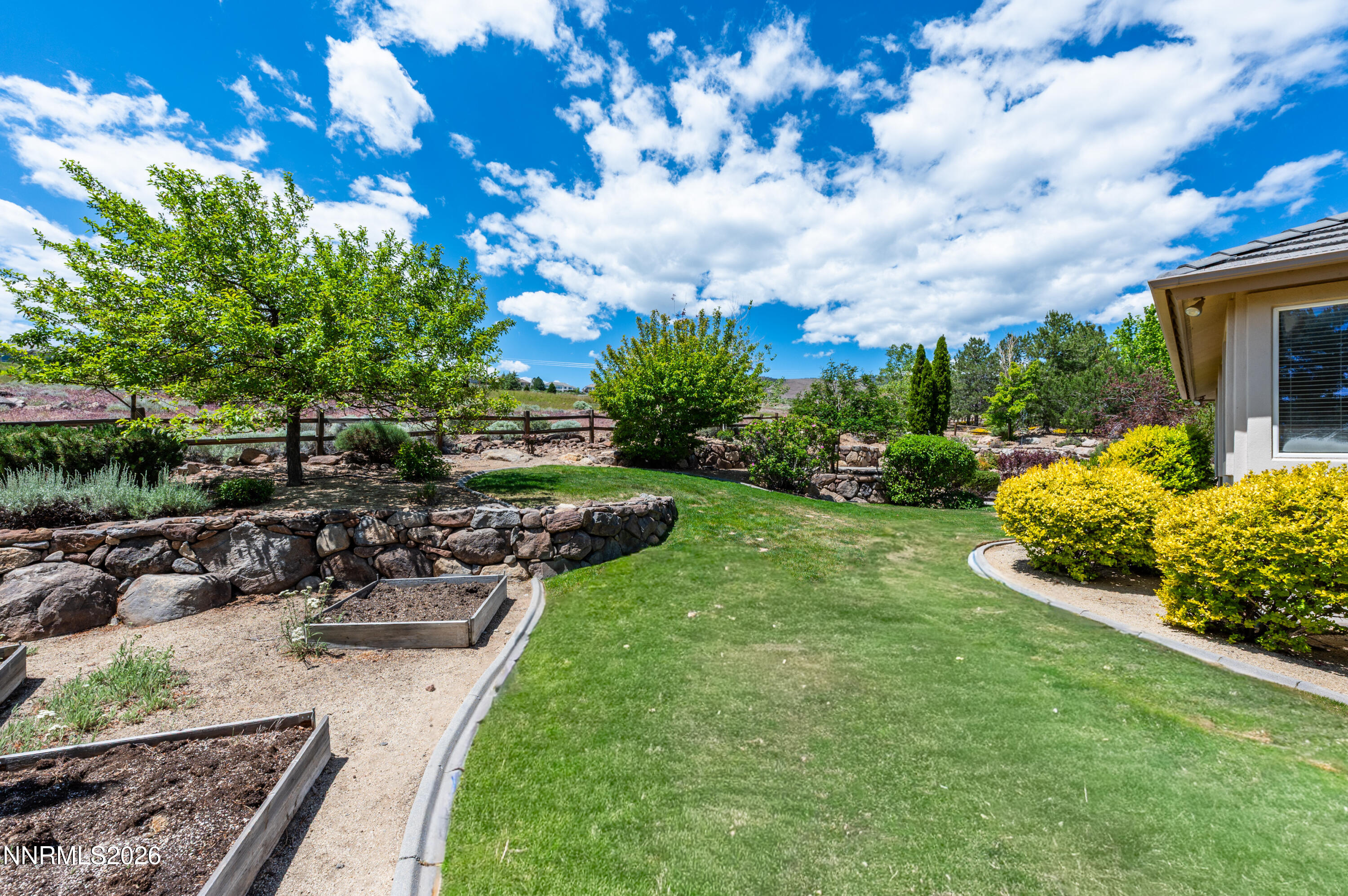 Reno, Nevada, 89511, United States, 5 Bedrooms Bedrooms, ,4 BathroomsBathrooms,Residential,Active,2051961