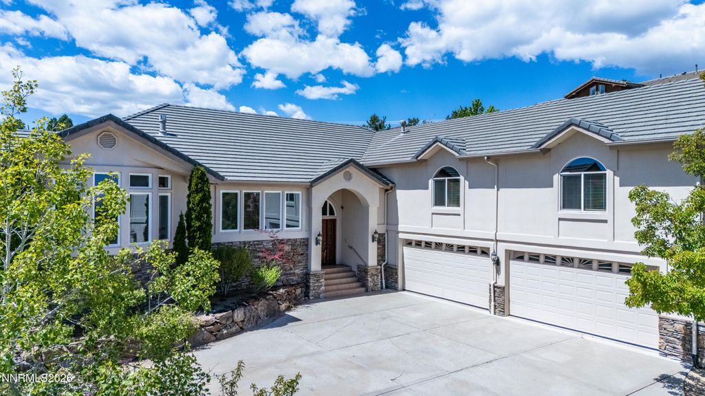 Photo of 10136 Indian Ridge Drive, Reno, NV 89511 (MLS # 260006577)