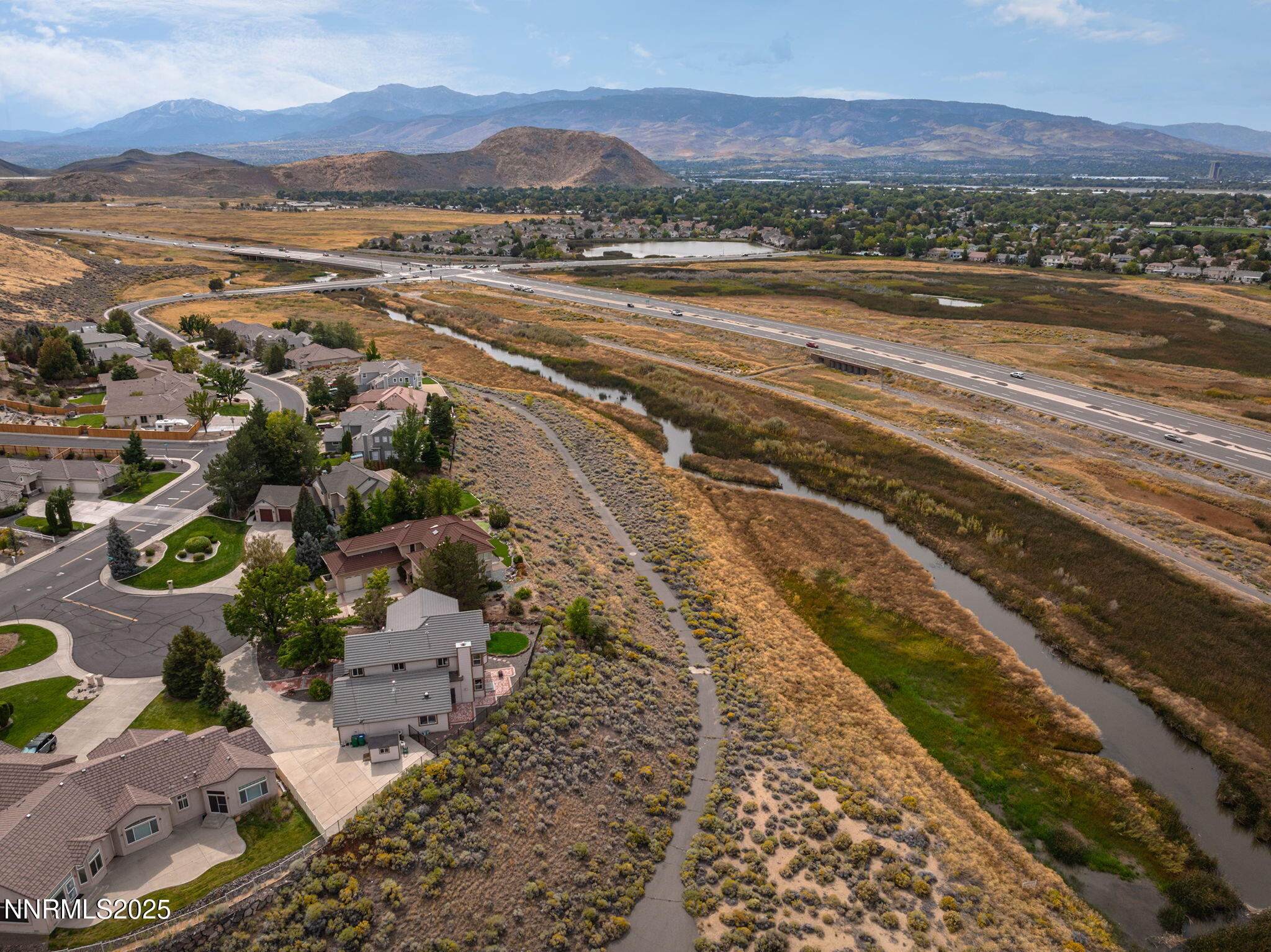 45-web-or-mls-DJI_0437