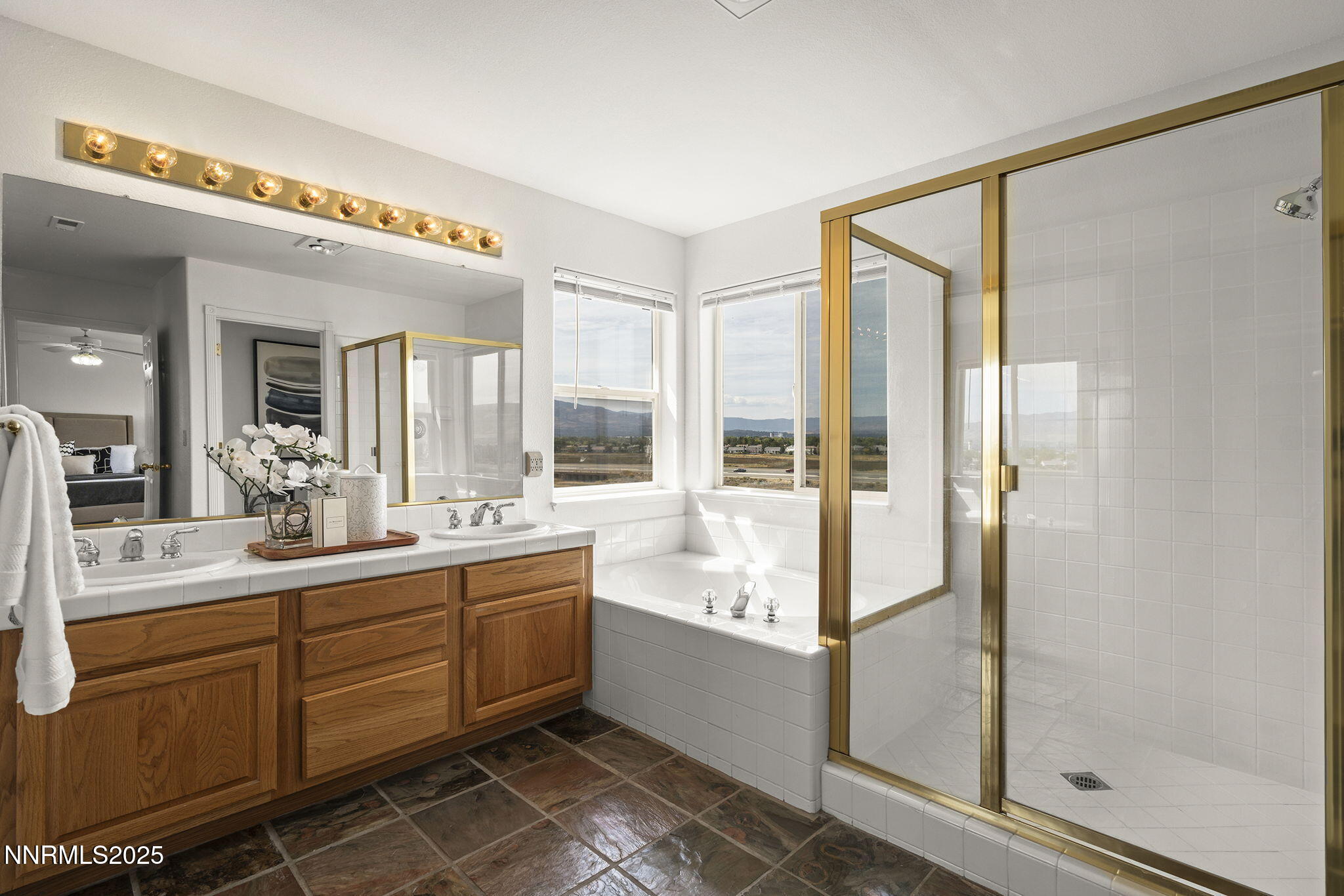 24-web-or-mls-_DSC9420