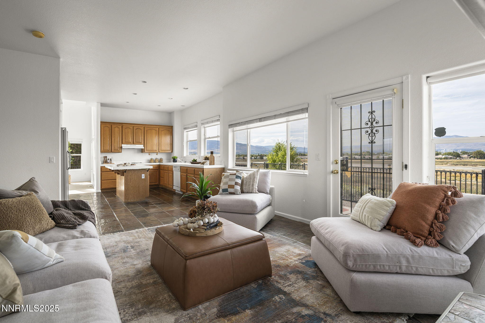 14-web-or-mls-_DSC9470