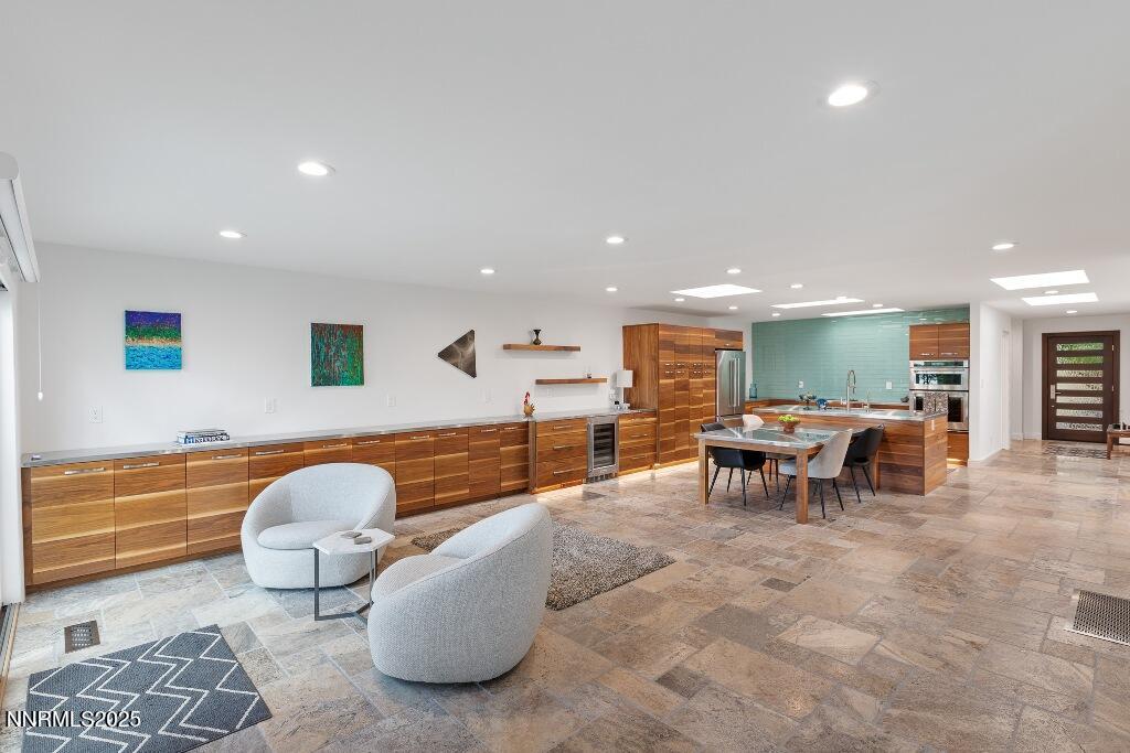 Living Area 2