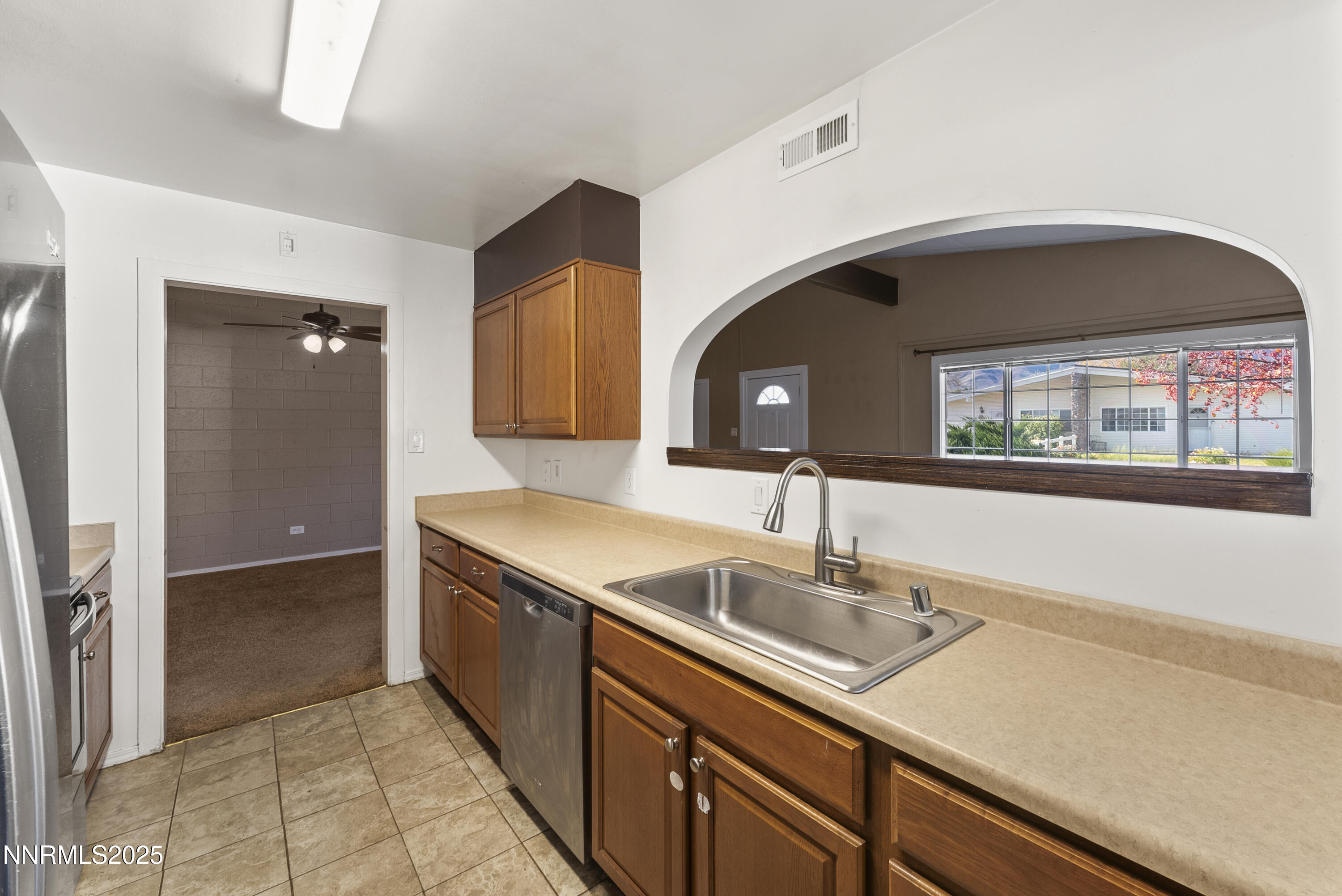 11-12322 Rocky Mountain Street Reno NV 8