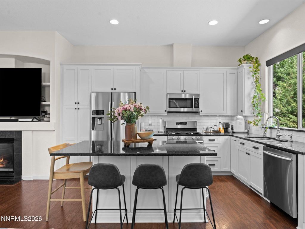 Photo of 1610 Box Canyon Drive, Reno, NV 89521 (MLS # 260005952)