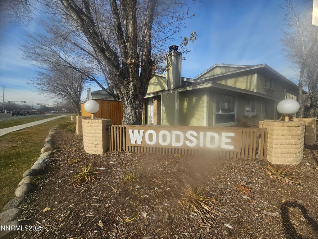 Photo of 828 Woodglen Drive #APT 2, Sparks, NV 89434 (MLS # 250059125)