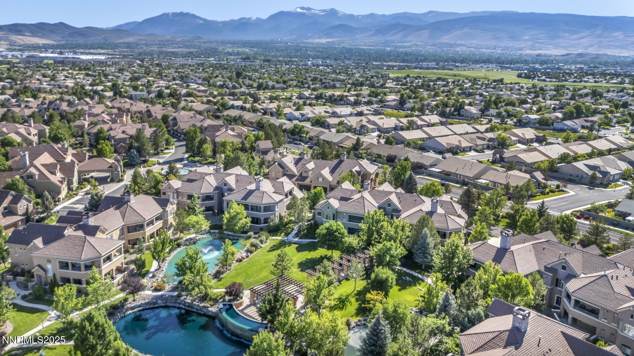 27-web-or-mls-9900-wilbur-may-pkwy-5102