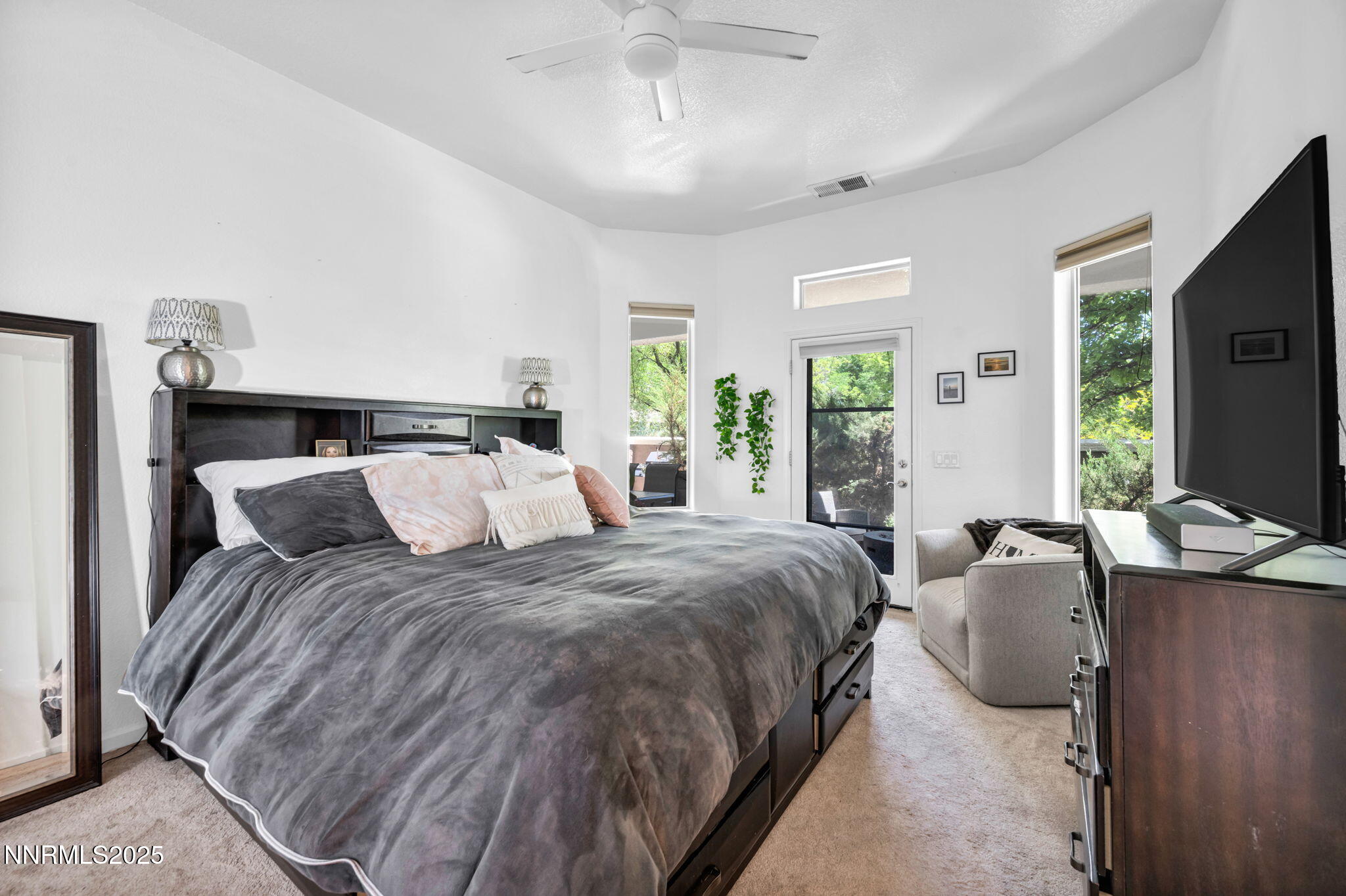 73-web-or-mls-9900-wilbur-may-pkwy-5102