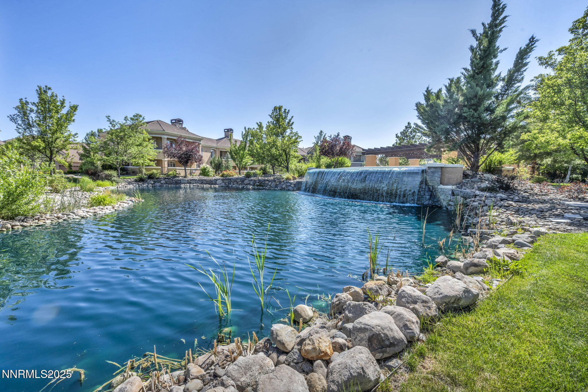 15-web-or-mls-9900-wilbur-may-pkwy-5102