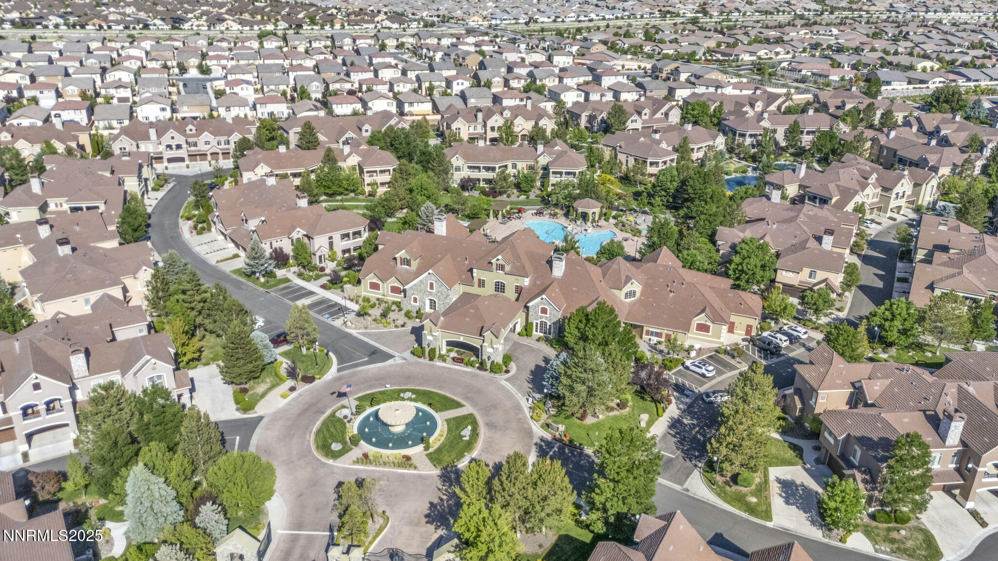 23-web-or-mls-9900-wilbur-may-pkwy-5102