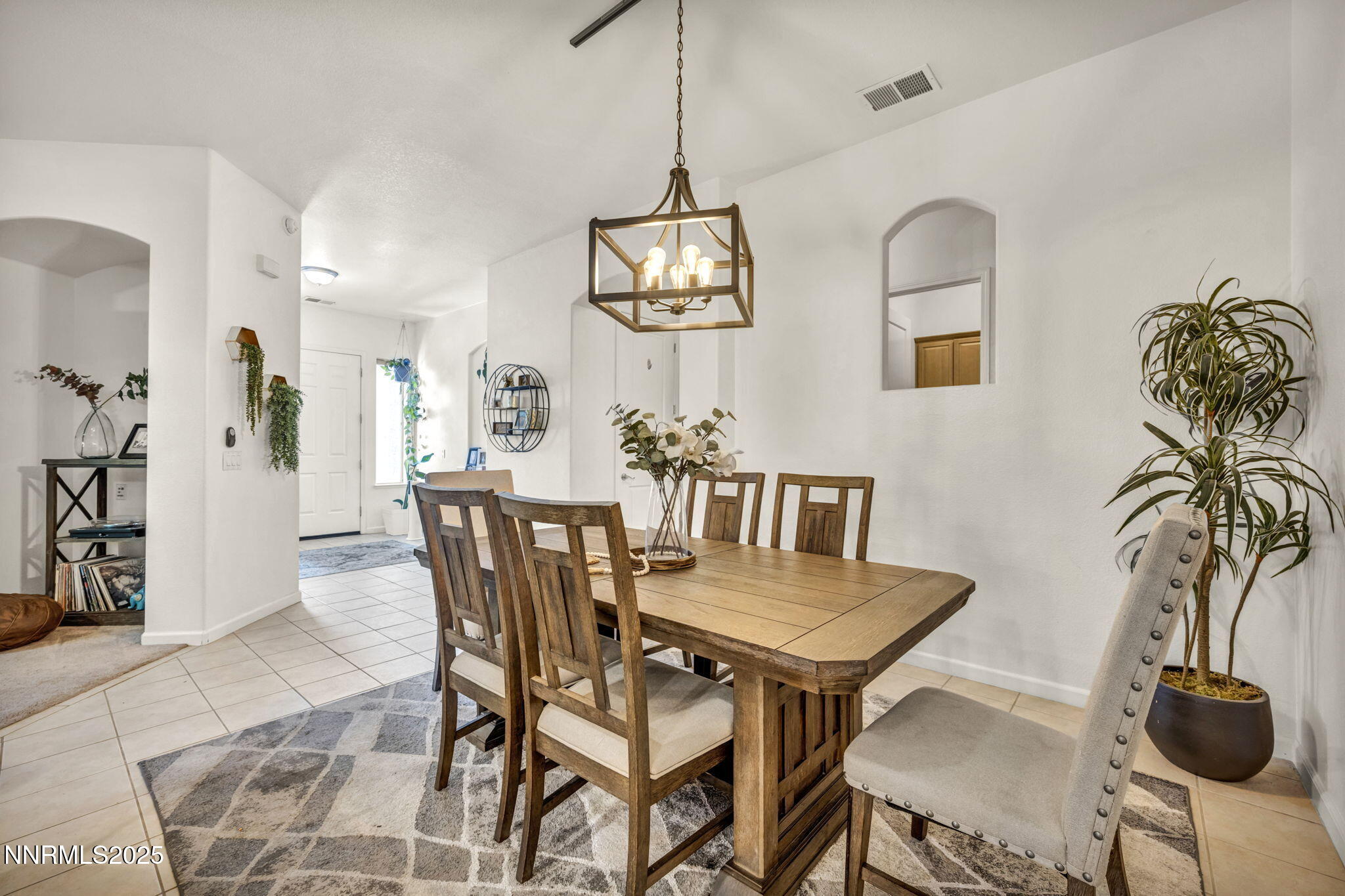 45-web-or-mls-9900-wilbur-may-pkwy-5102