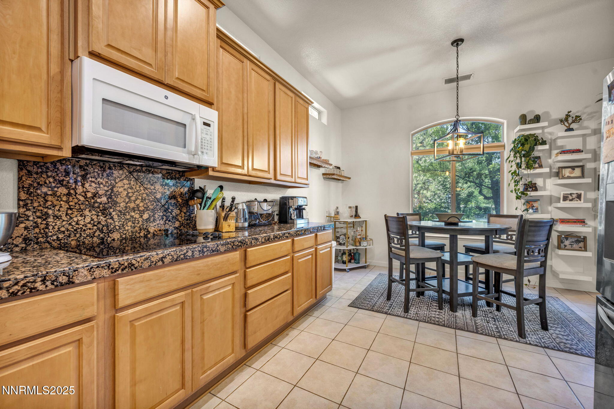 41-web-or-mls-9900-wilbur-may-pkwy-5102