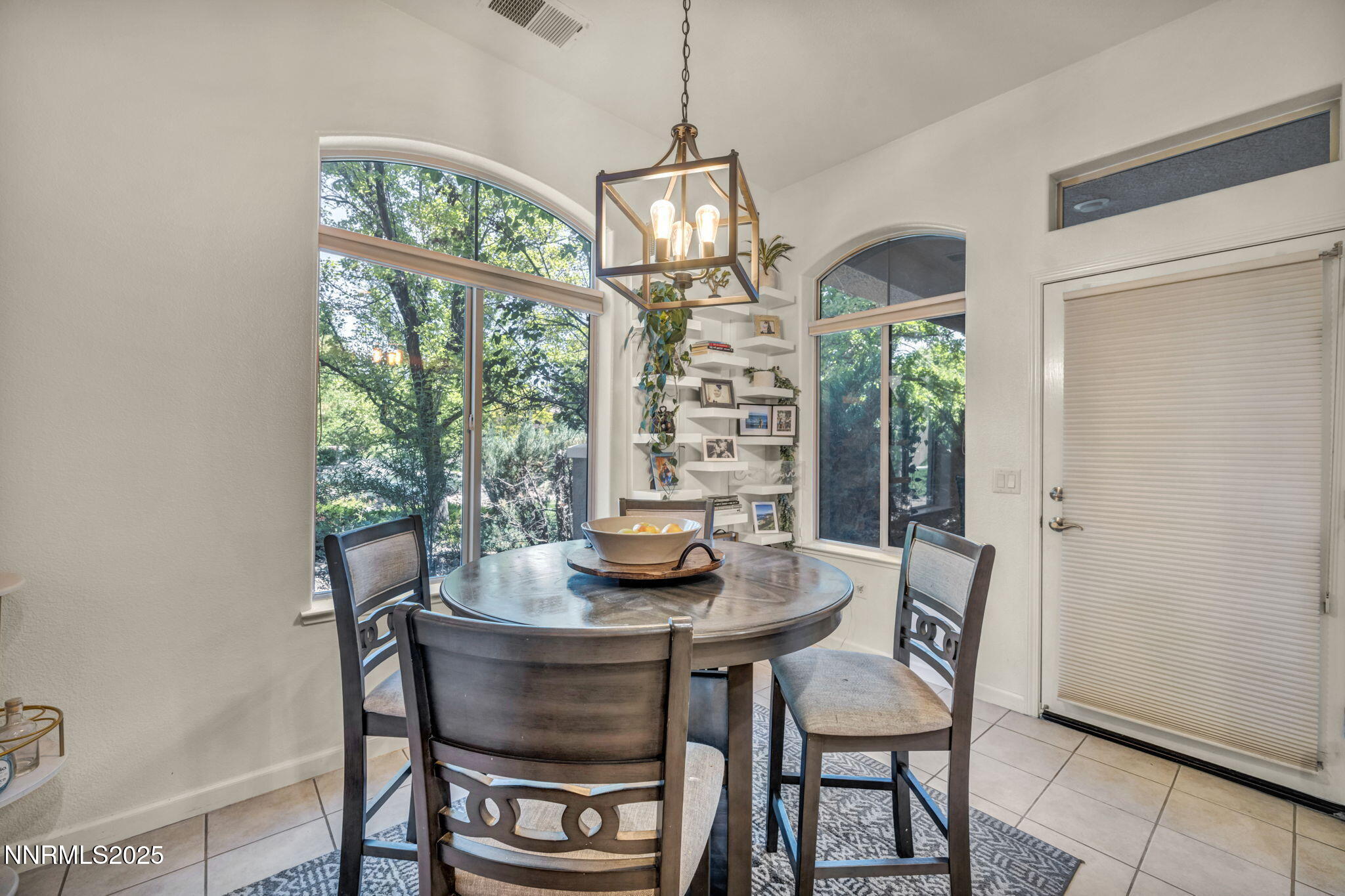 42-web-or-mls-9900-wilbur-may-pkwy-5102