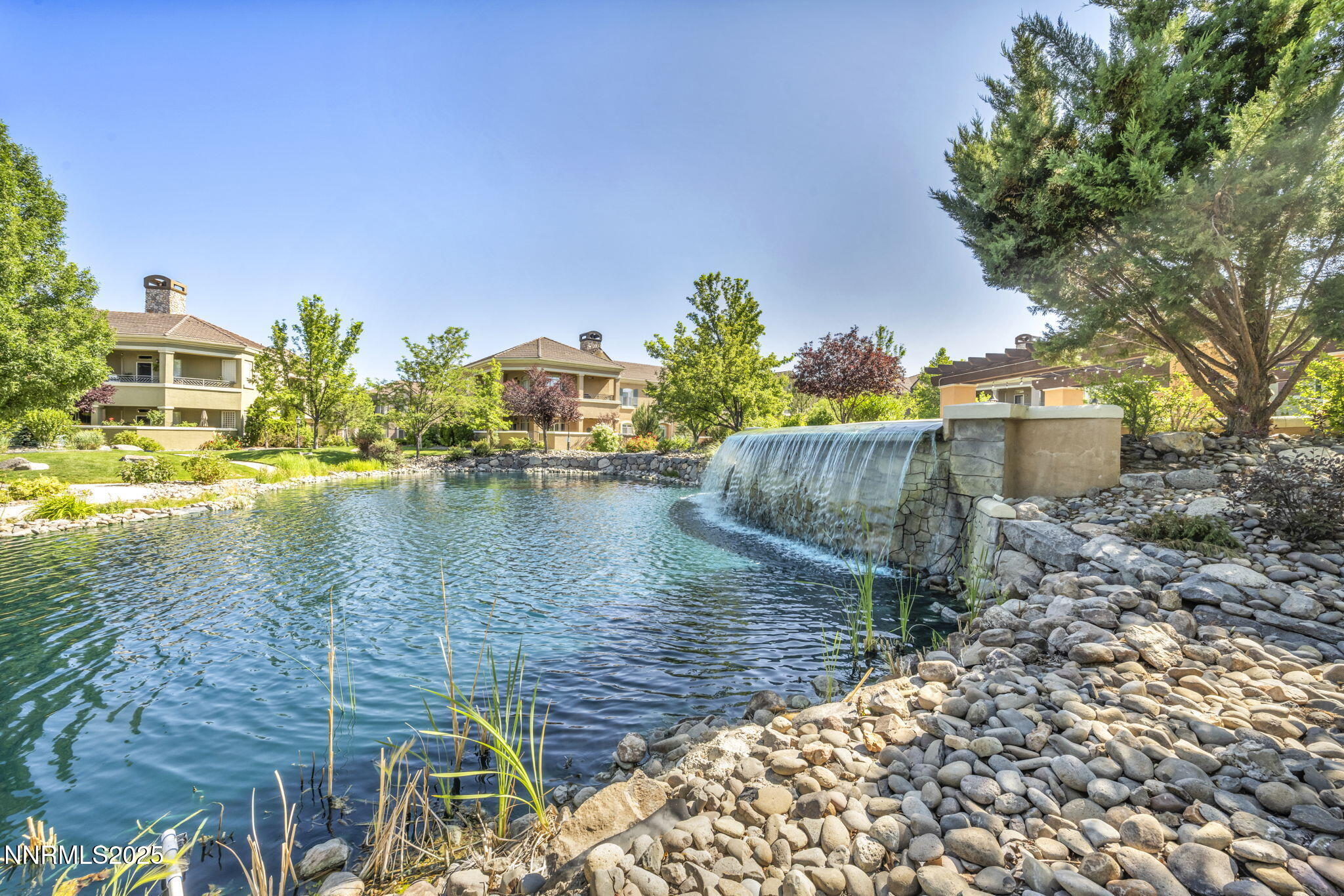 14-web-or-mls-9900-wilbur-may-pkwy-5102