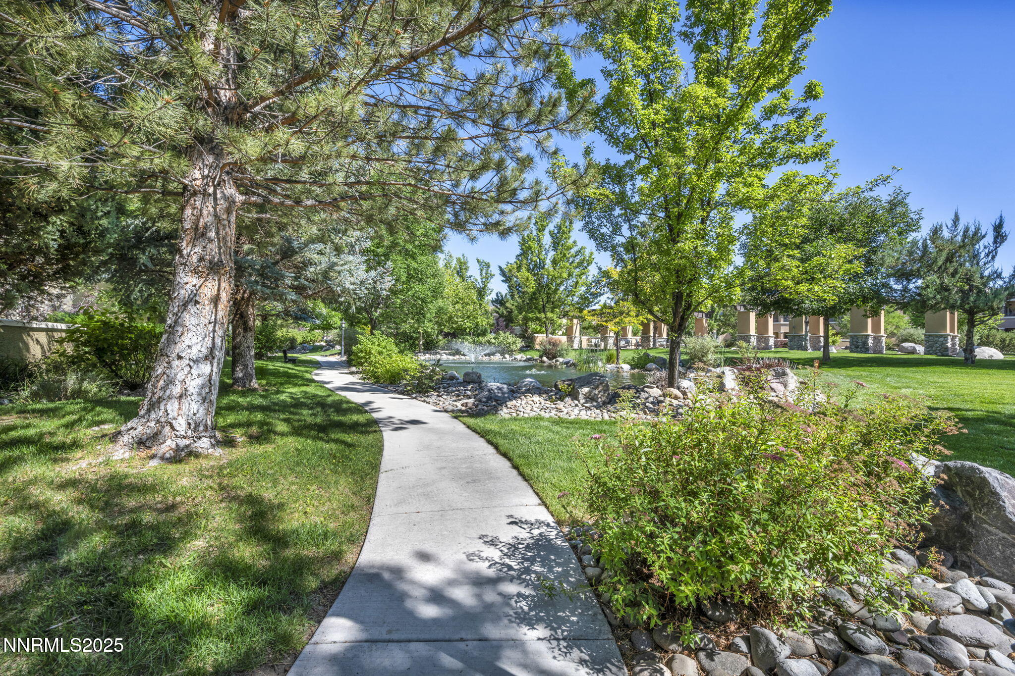 9-web-or-mls-9900-wilbur-may-pkwy-5102