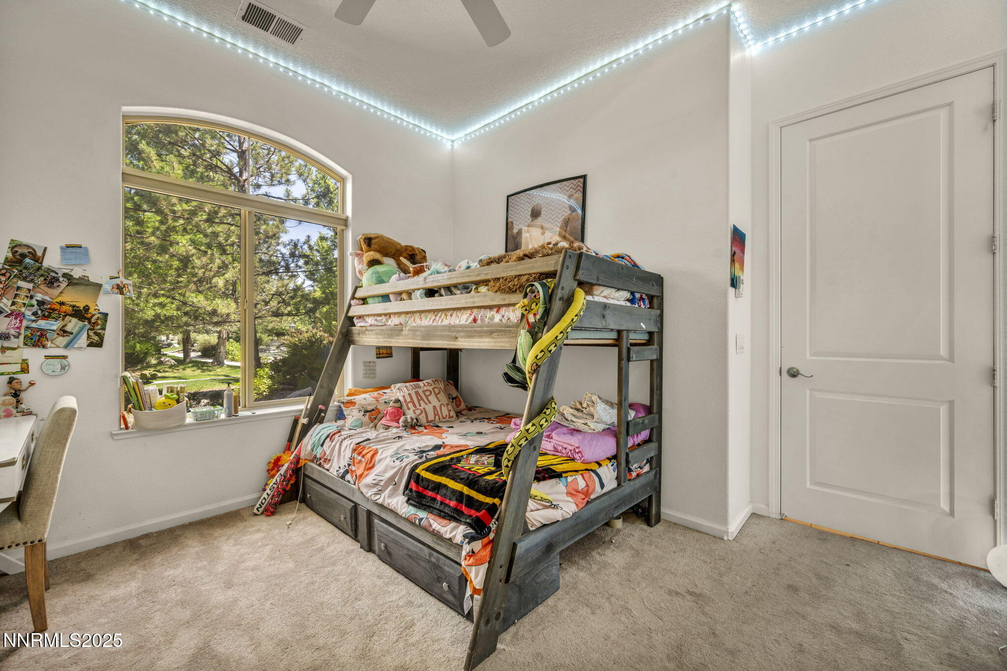 31-web-or-mls-9900-wilbur-may-pkwy-5102