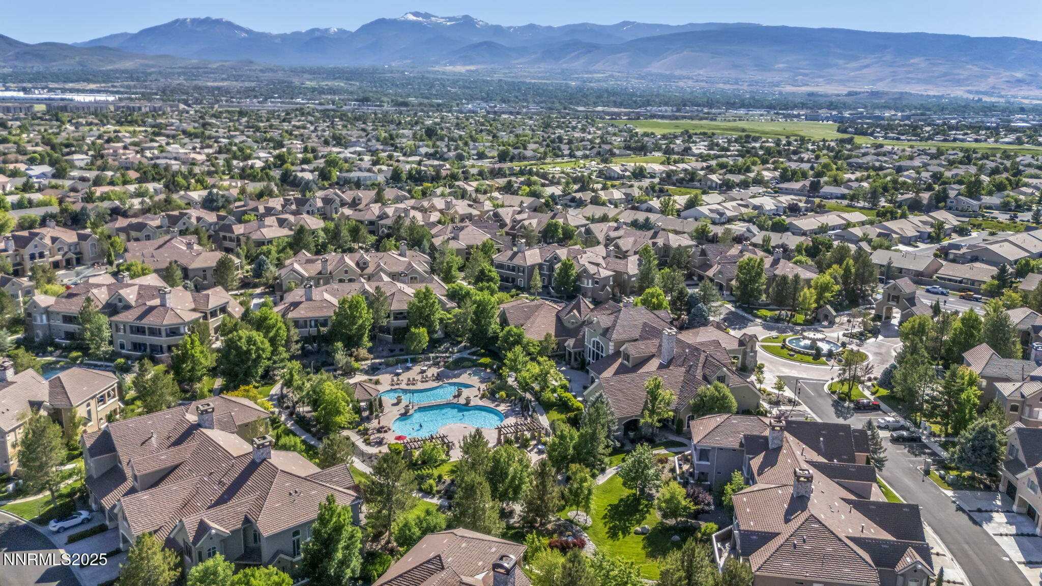 25-web-or-mls-9900-wilbur-may-pkwy-5102