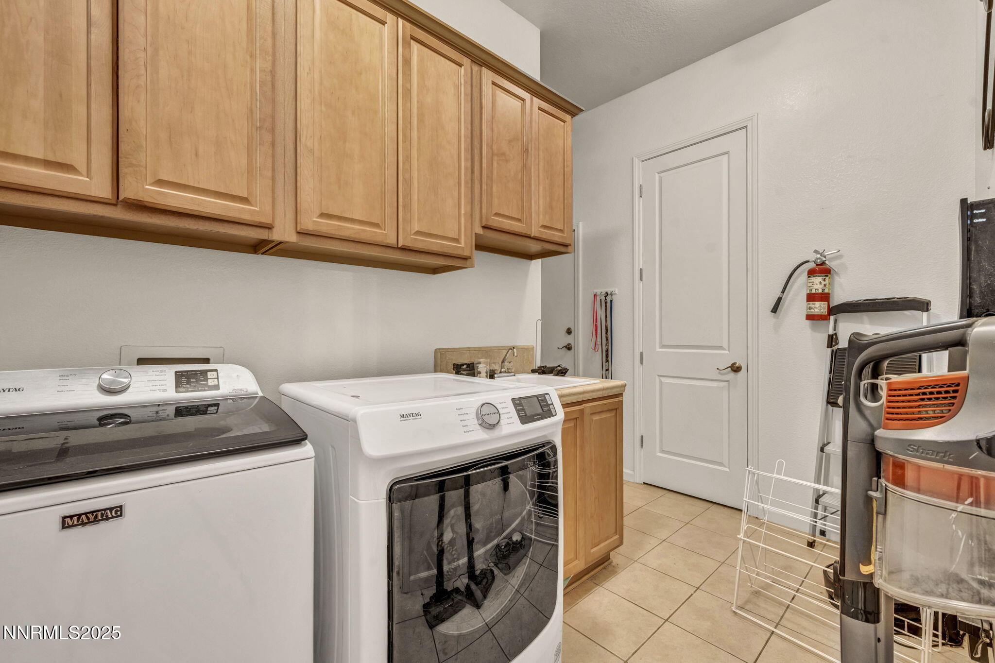 35-web-or-mls-9900-wilbur-may-pkwy-5102