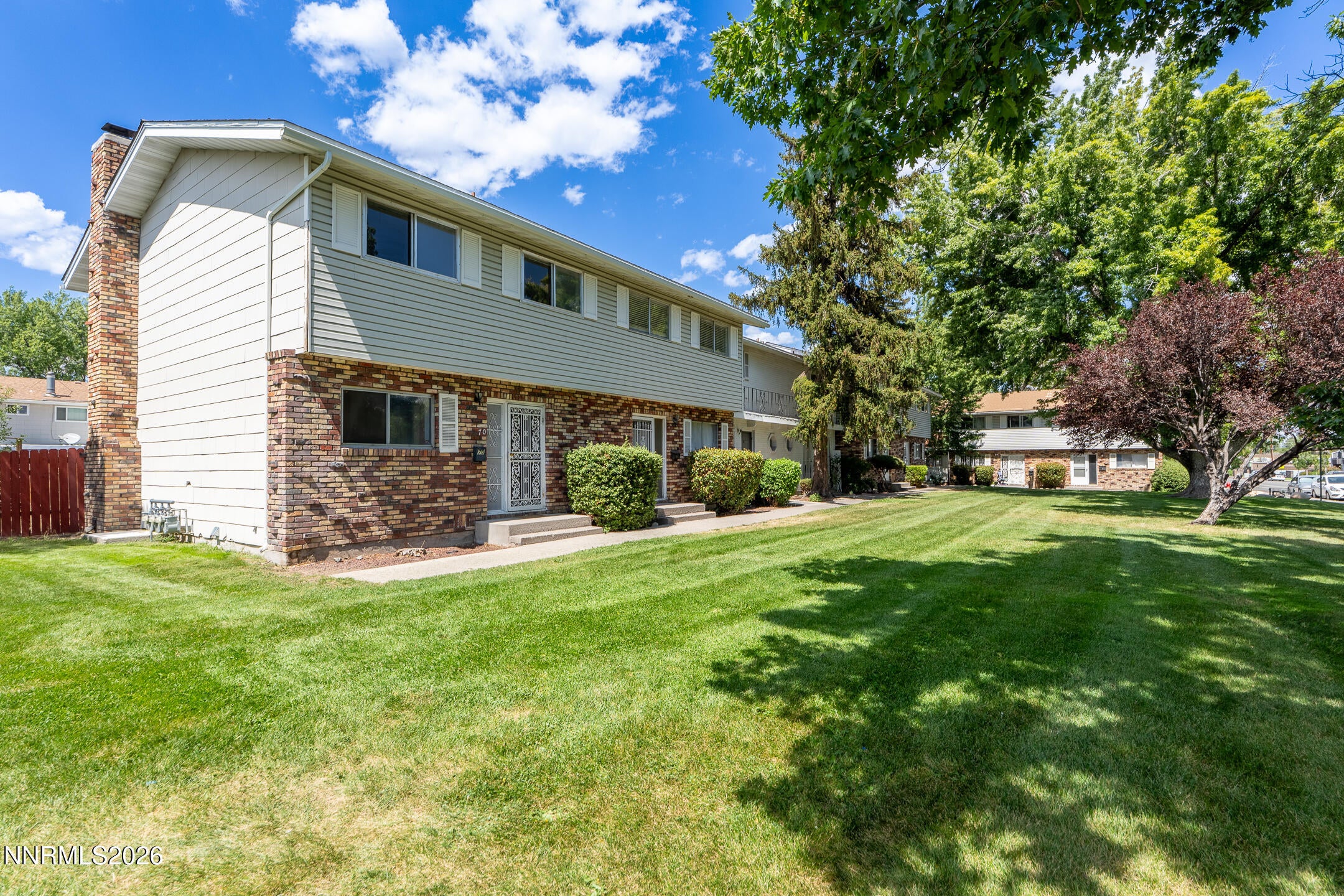 70 Smithridge Park