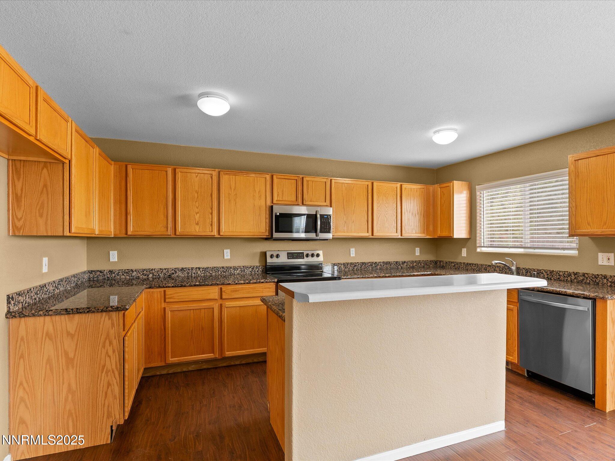 18-151 Desert Springs Ln-117