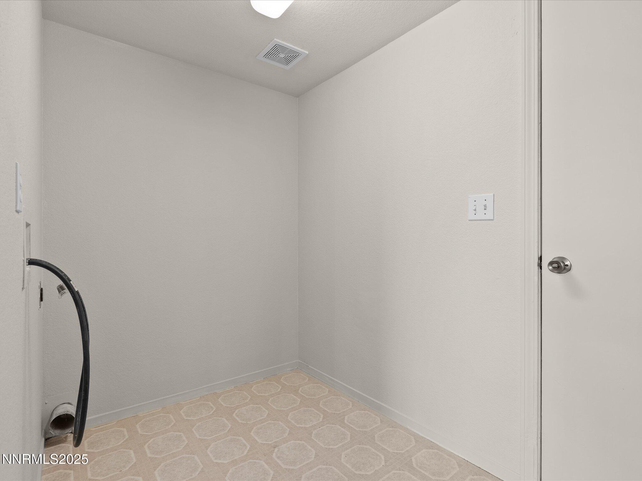 14-151 Desert Springs Ln-113