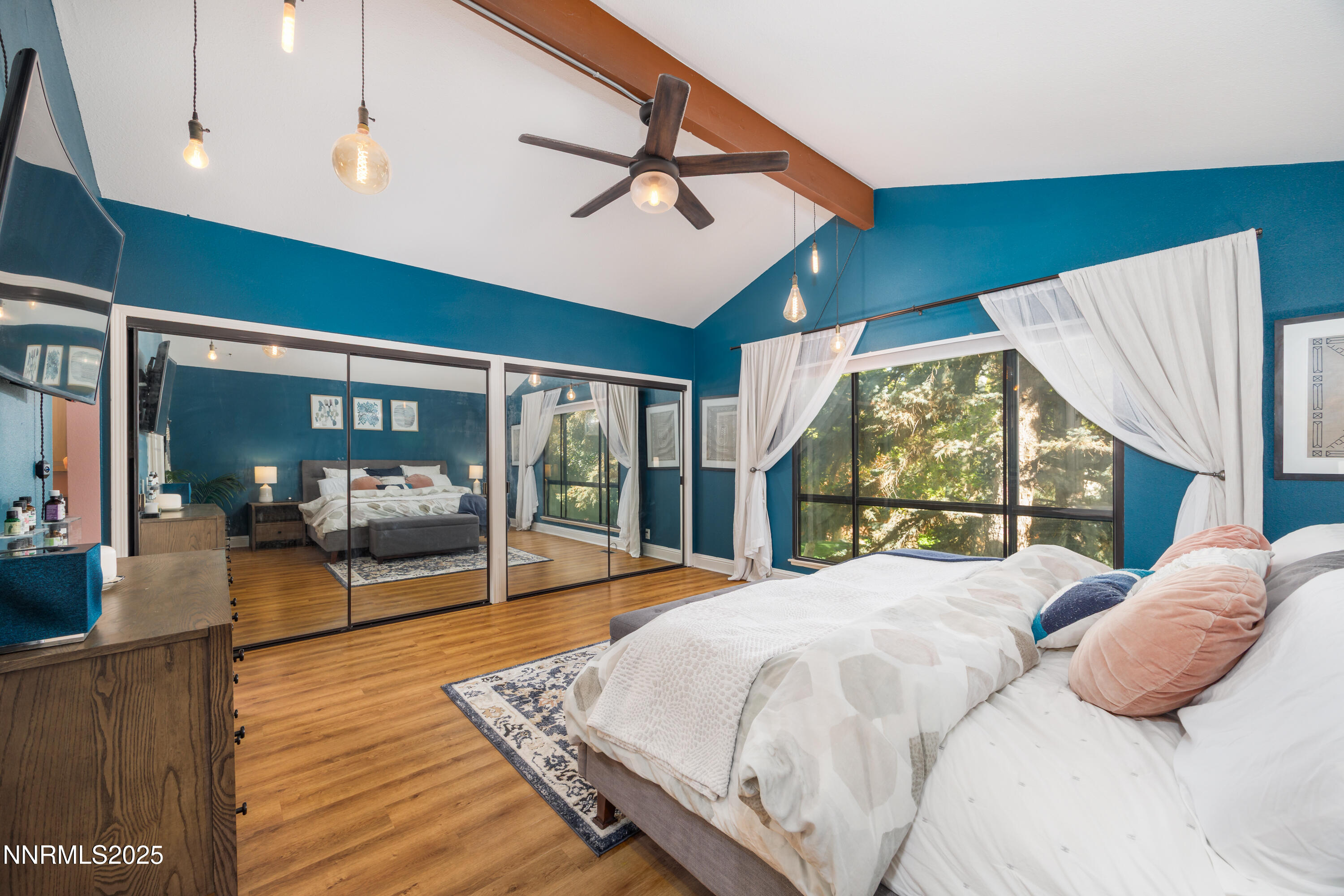 676 W Riverview Primary Suite 2