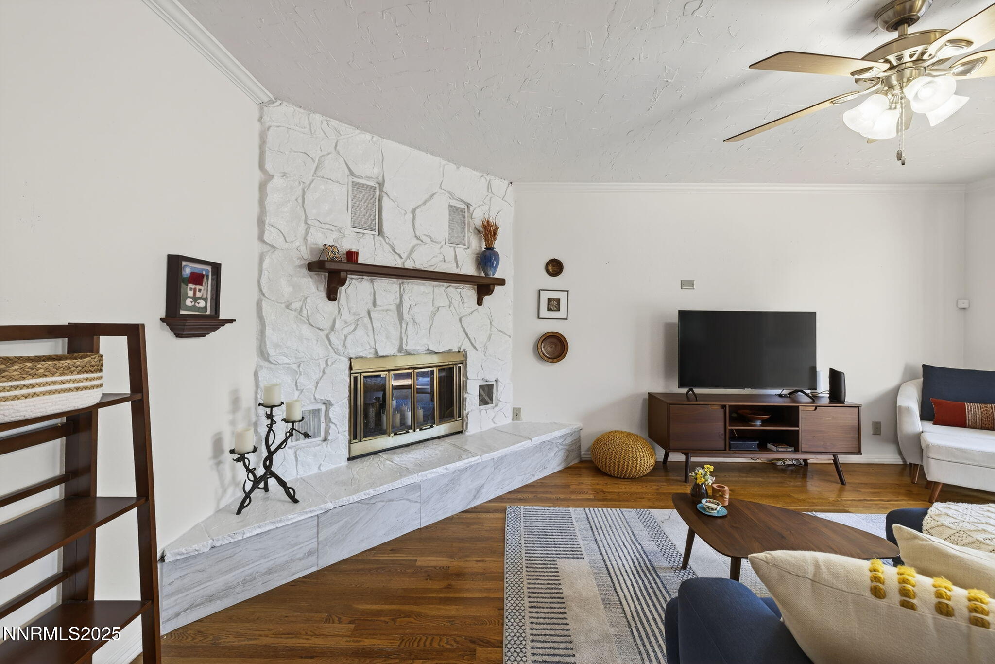 5-web-or-mls-3295 Sandra-6