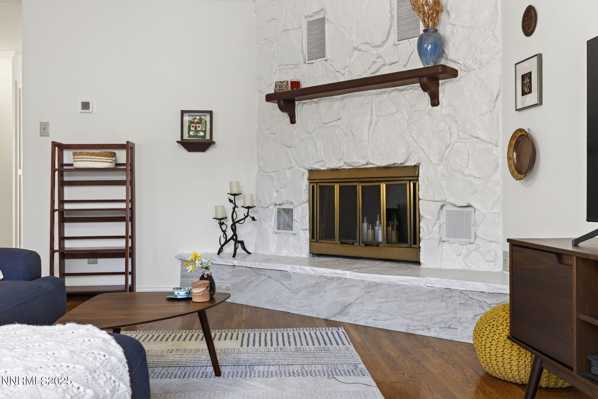 9-web-or-mls-3295 Sandra-9