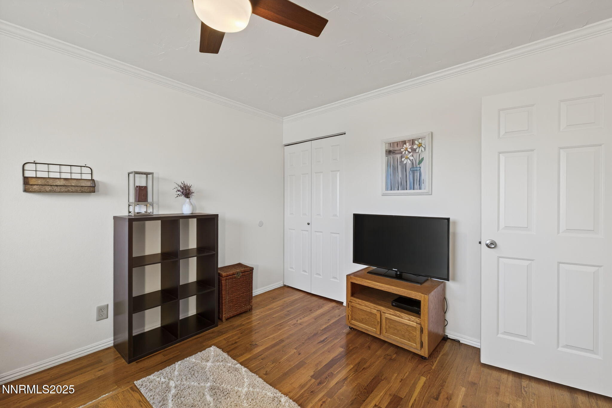 32-web-or-mls-3295 Sandra-32