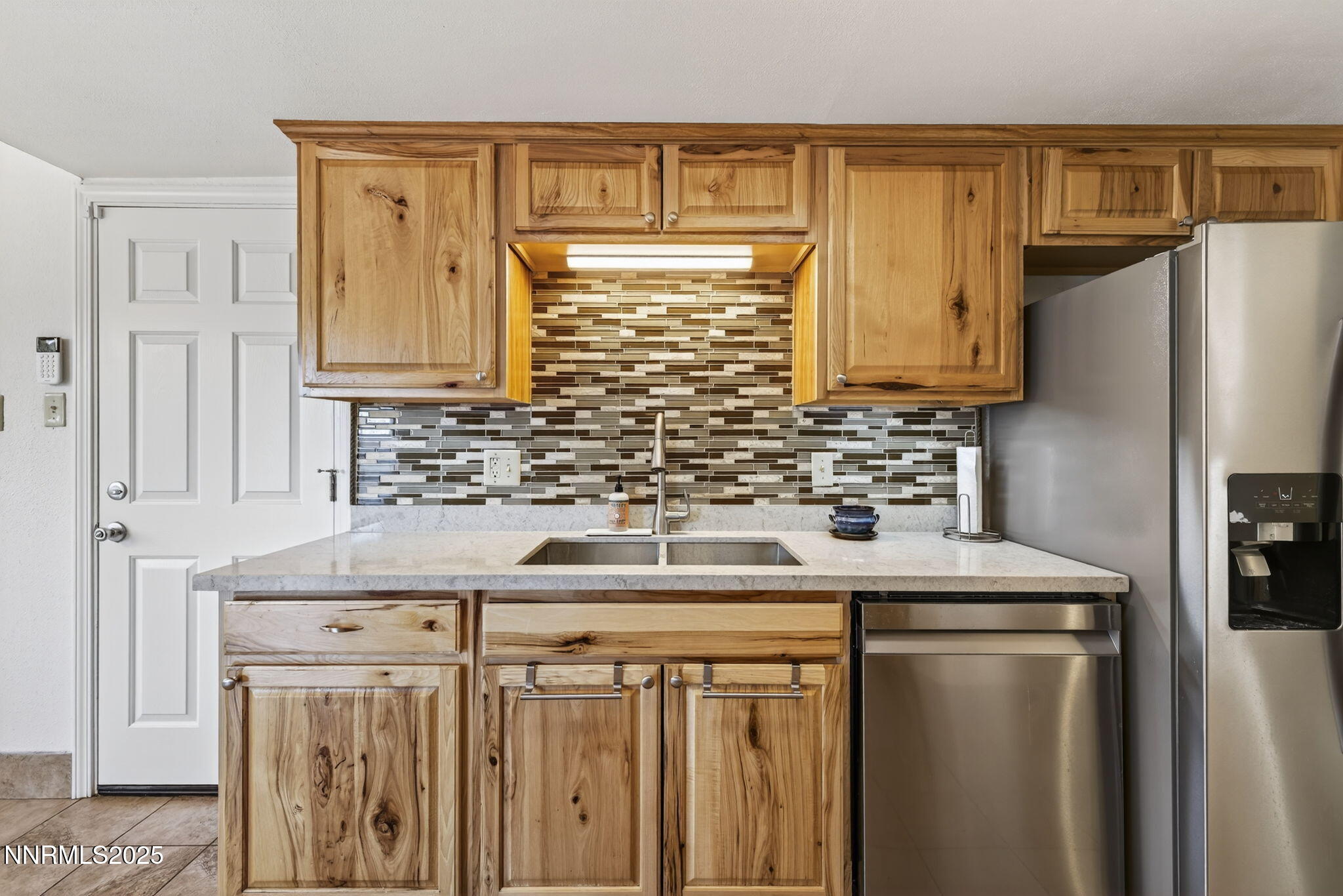 16-web-or-mls-3295 Sandra-16